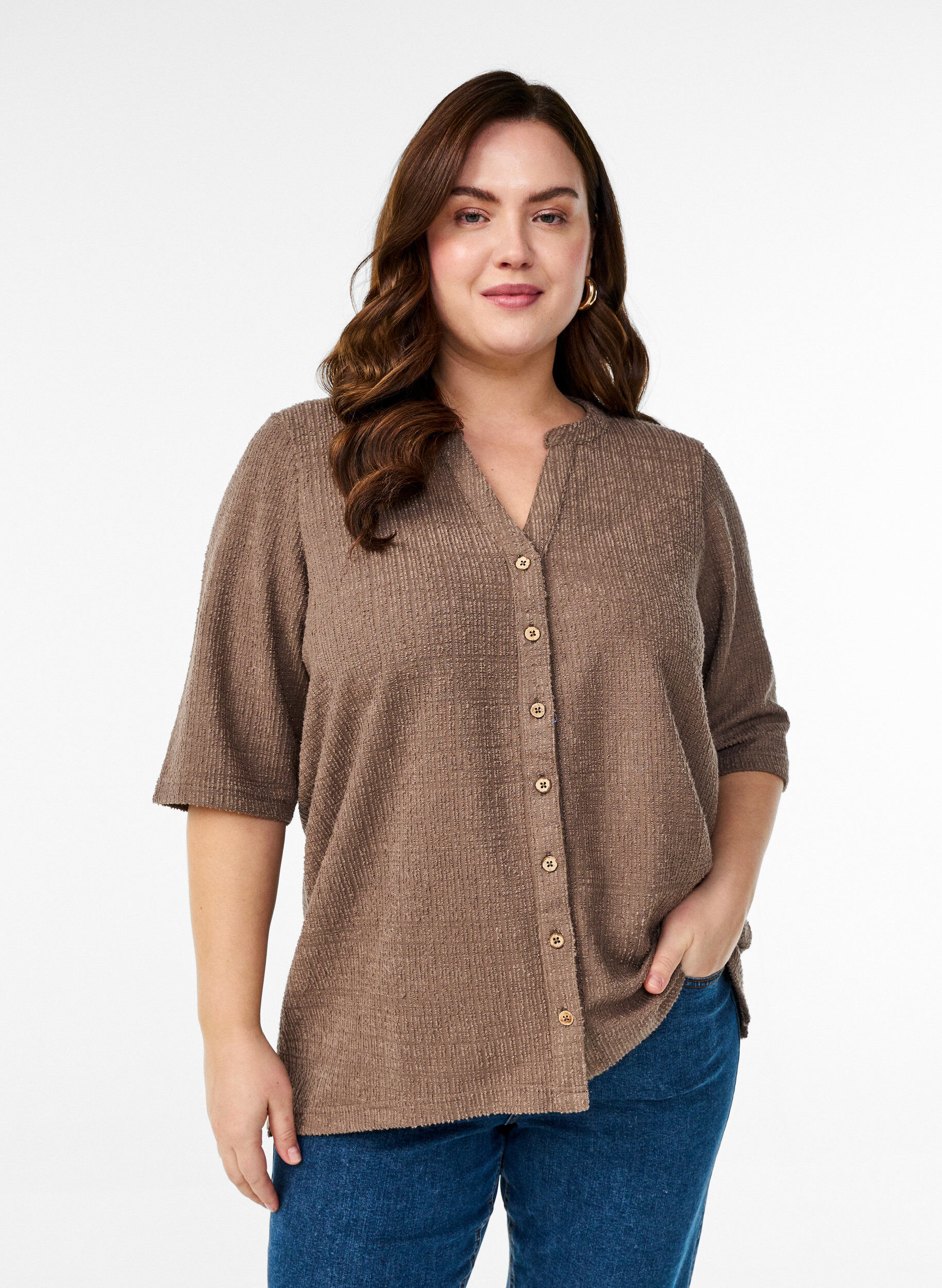 Zizzi Bluse mit Struktur und V-Ausschnitt, Walnut, Model image number 0