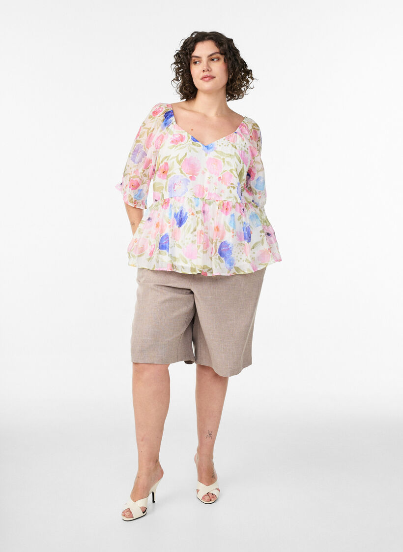 Bluse aus Lyocell mit Blumenprint und Herzausschnitt, Wei&szlig;, Model image number 1