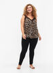 Top mit Spitze aus Viskose, Leopard, Model image number 2