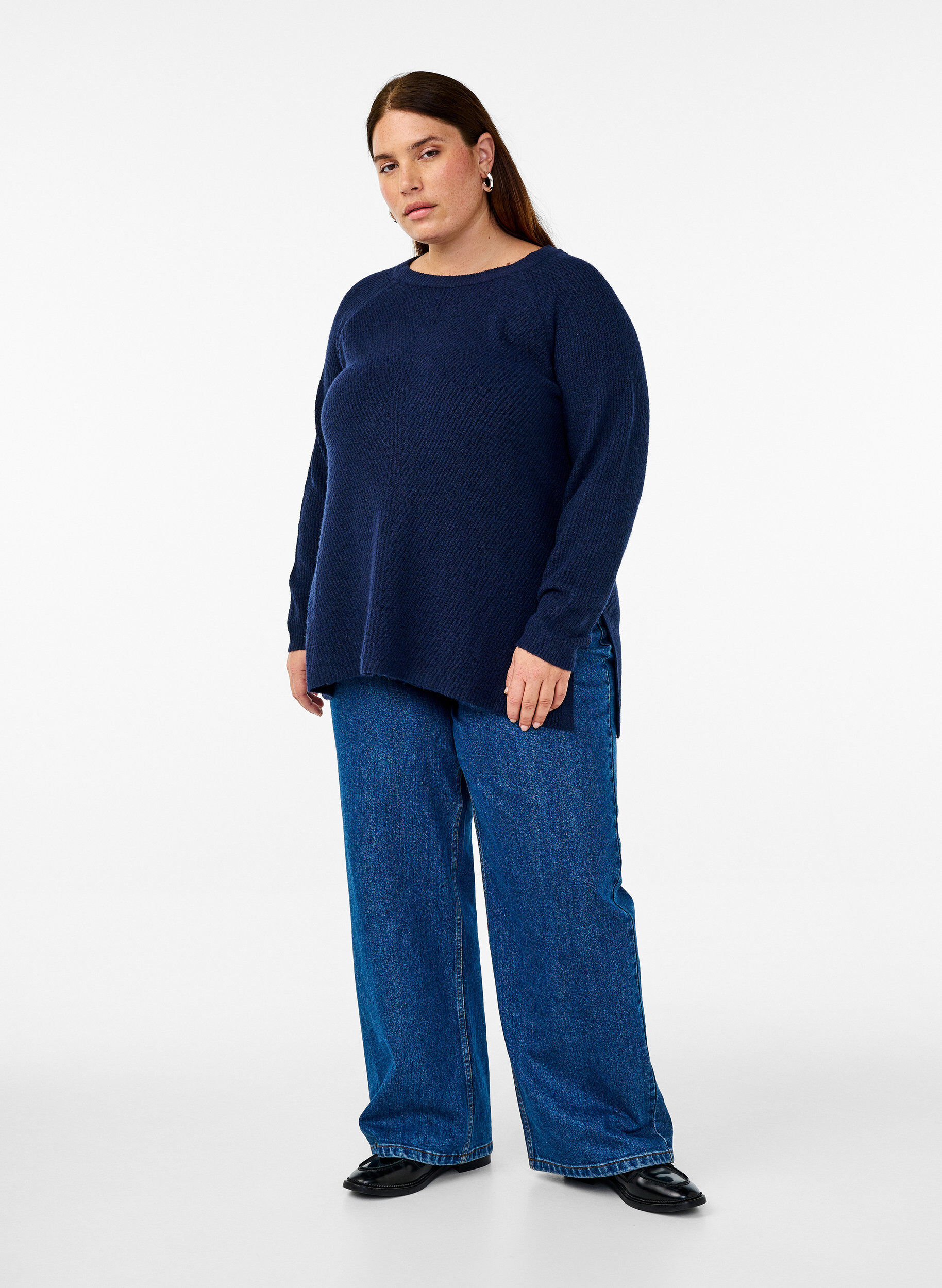 Zizzi Strickbluse mit Rundhalsausschnitt, Naval Academy Mel., Model image number 2