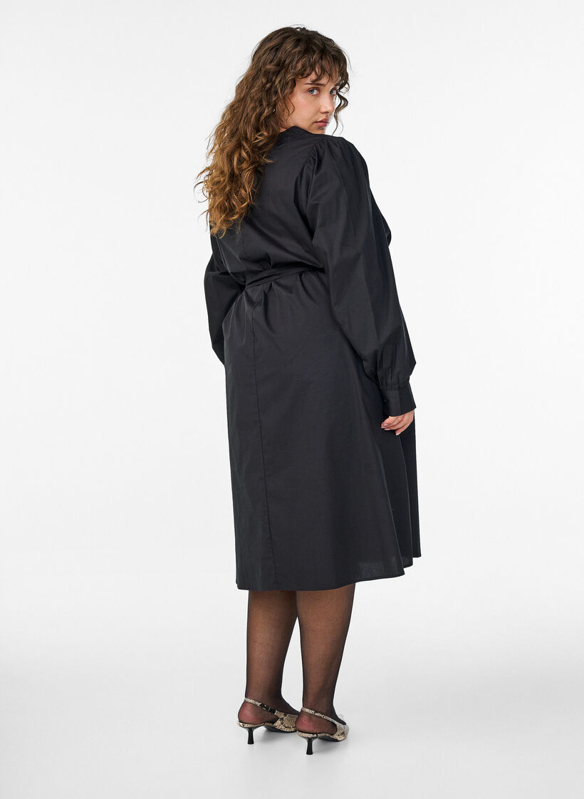 Kleid aus Bio-Baumwolle mit Bindegürtel, Schwarz, Model image number 1