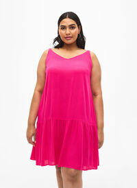 Sommerkleid aus Viskose mit Trägern, Raspberry Sorbet, Model