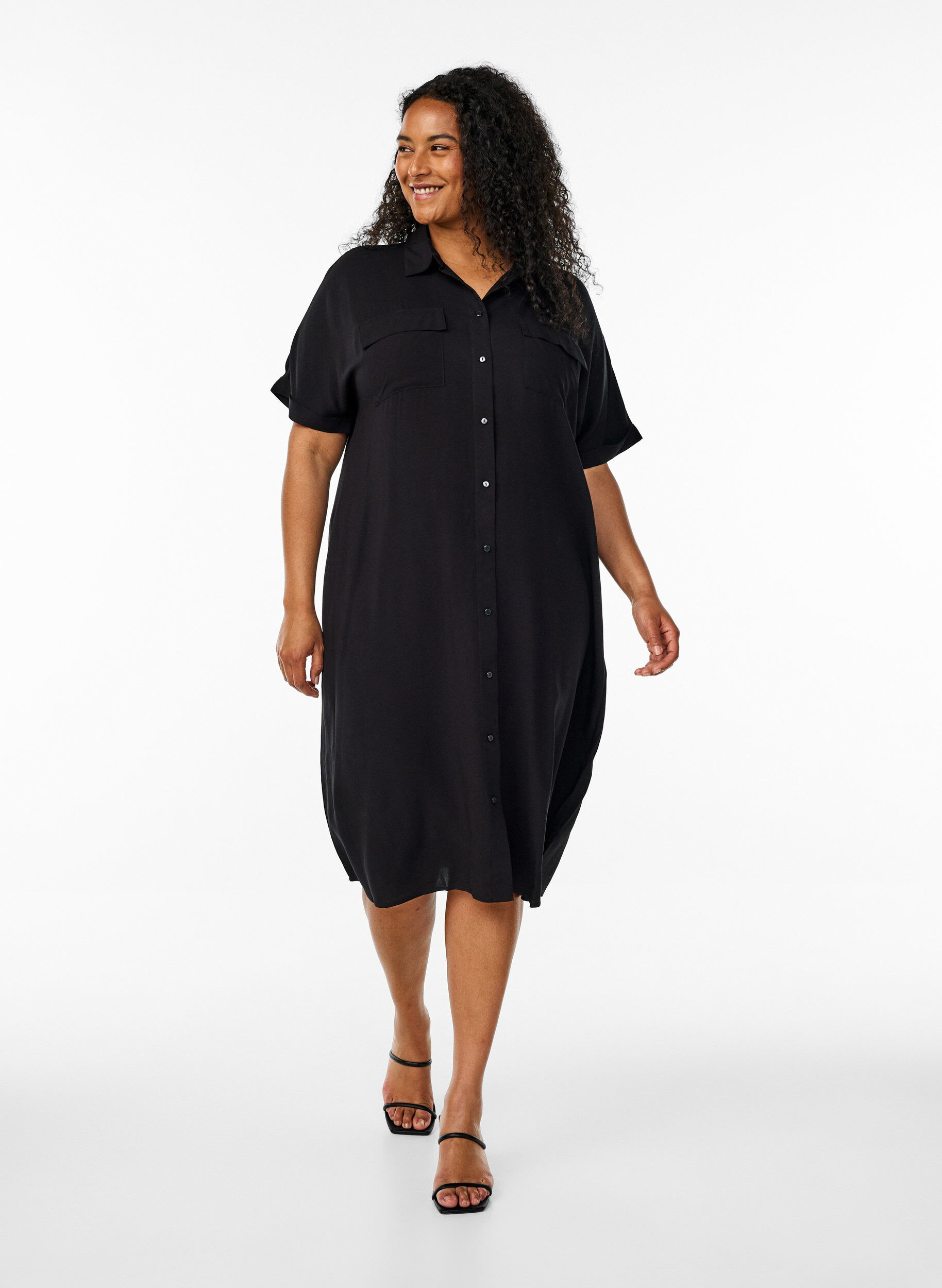 Zizzi Langes Hemdkleid mit kurzen &Auml;rmeln, Schwarz, Model image number 1
