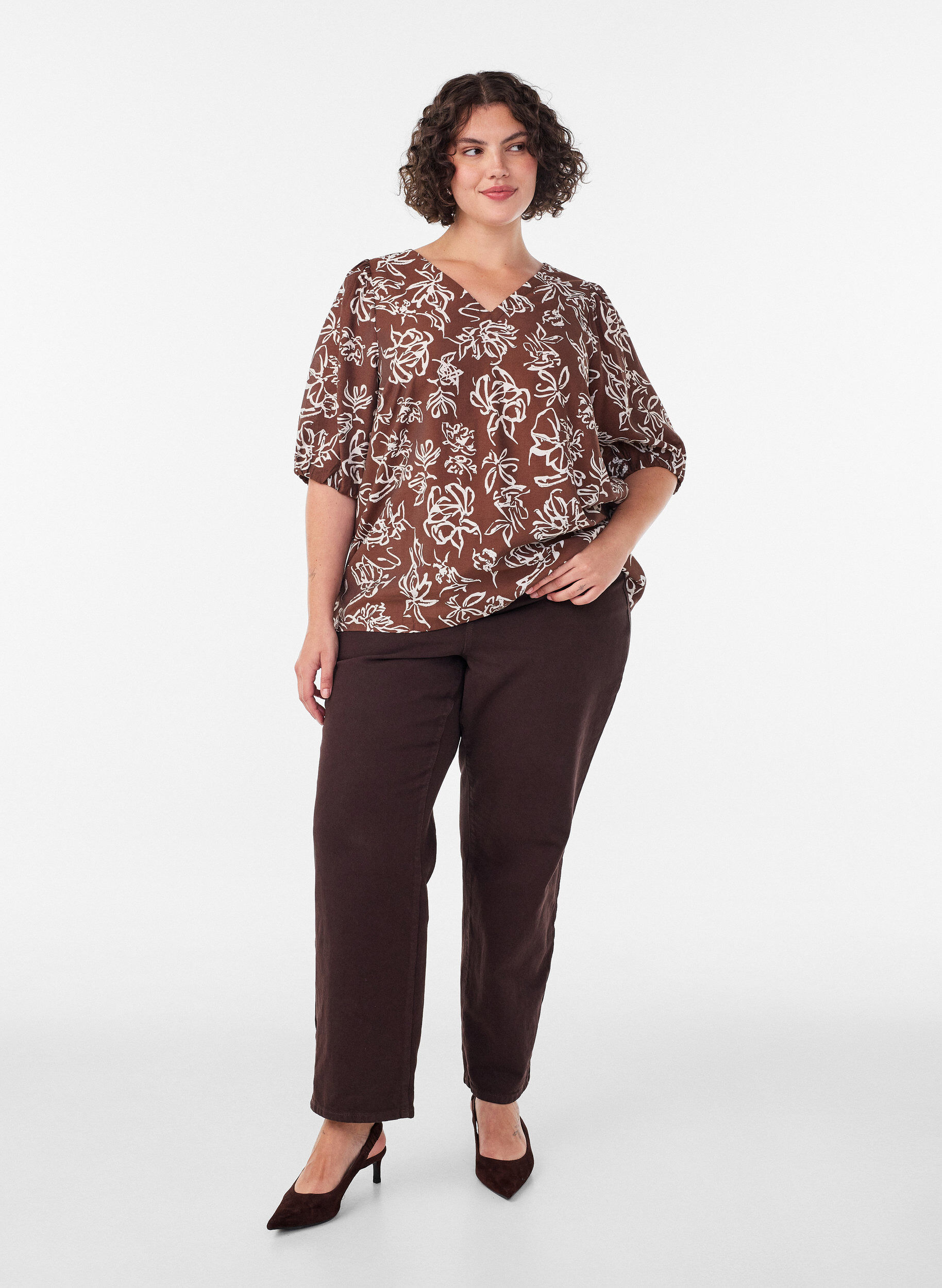 ZizziBluse aus Viskose mit V-Ausschnitt, Braun, Model image number 1
