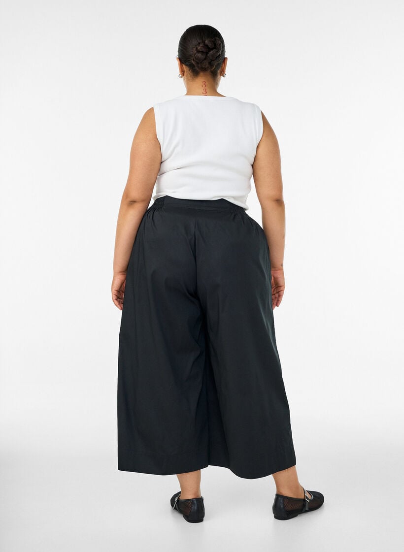 Culotte mit Gummizugbund und weiten Beinen, Schwarz, Model image number 2