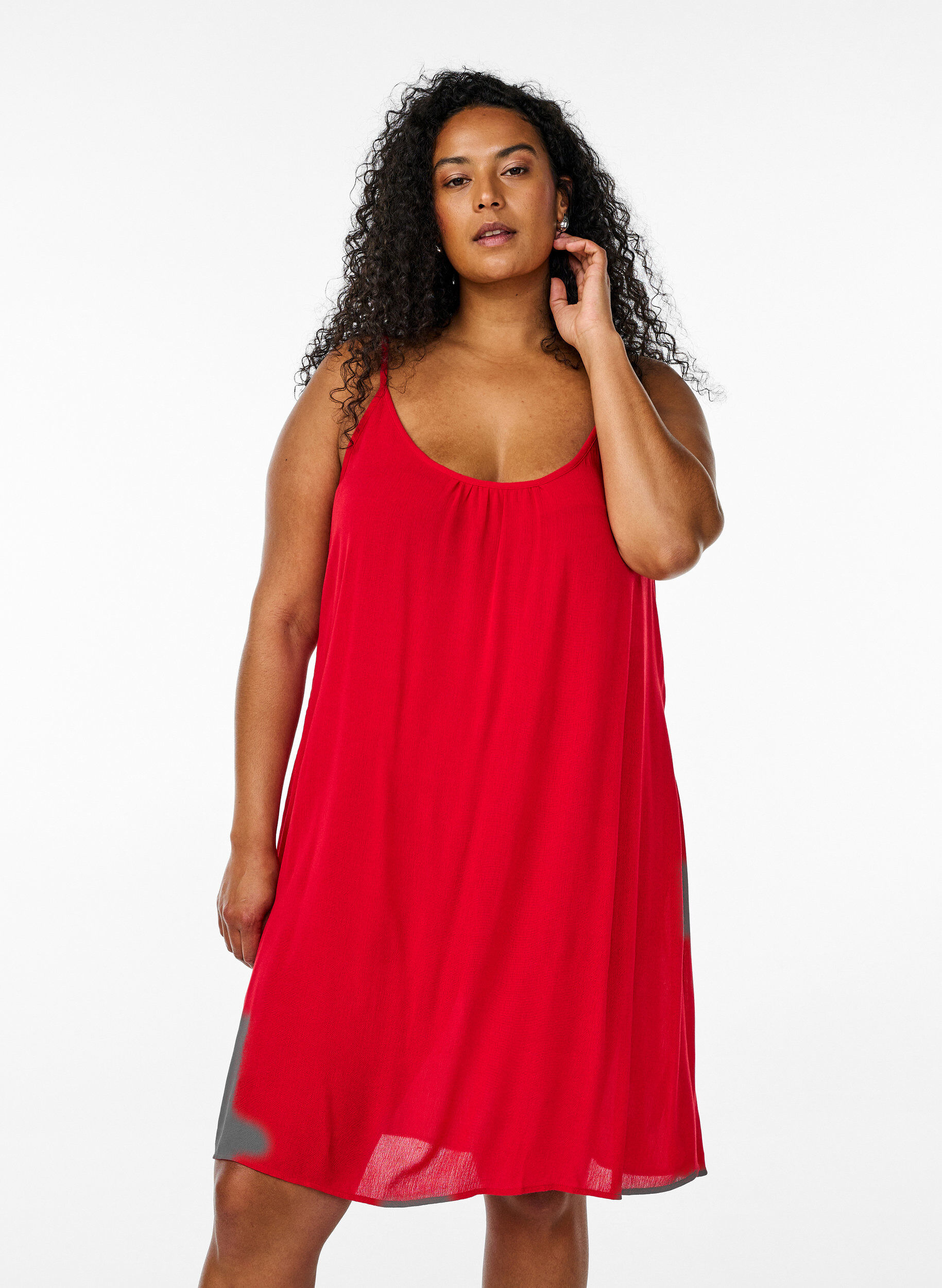 Zizzi Einfarbiges Tr&auml;gerkleid aus Viskose, Rot, Model image number 1