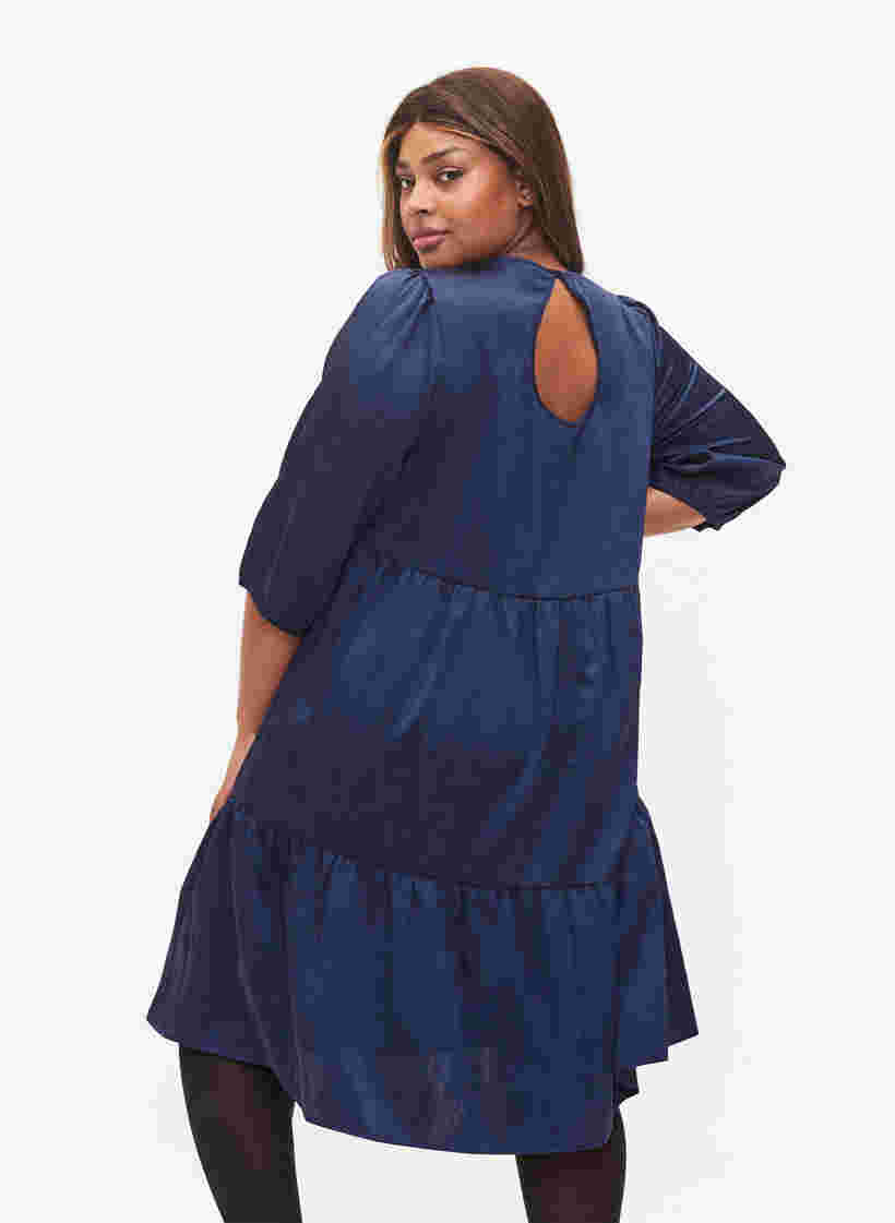 Kleid mit Rückenausschnitt und 3/4-Ärmeln, Maritime Blue, Model image number 1