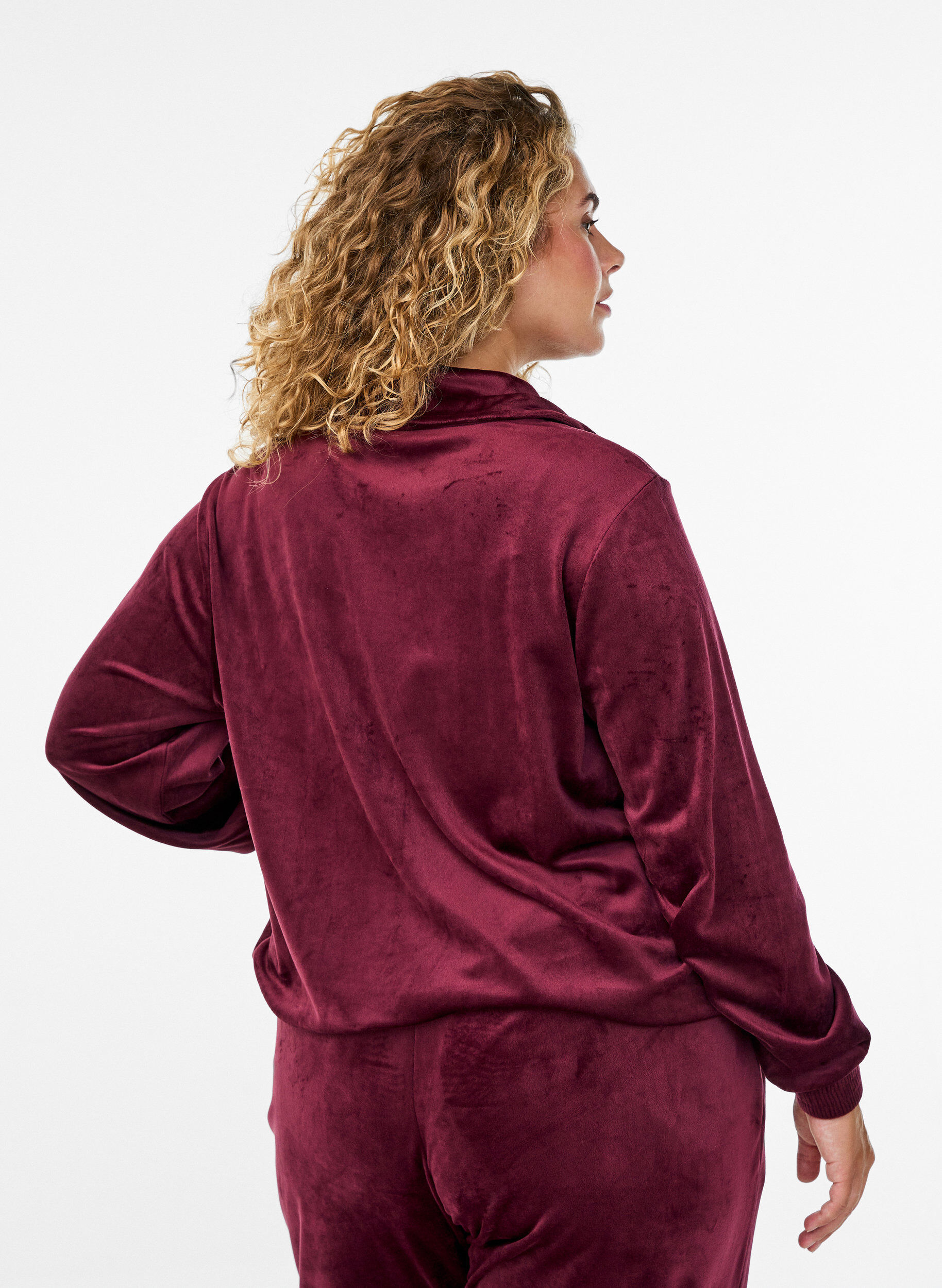 Zizzi Cardigan aus Velours mit Rei&szlig;verschluss und hohem Kragen, Dunkles Bordeaux, Model image number 2
