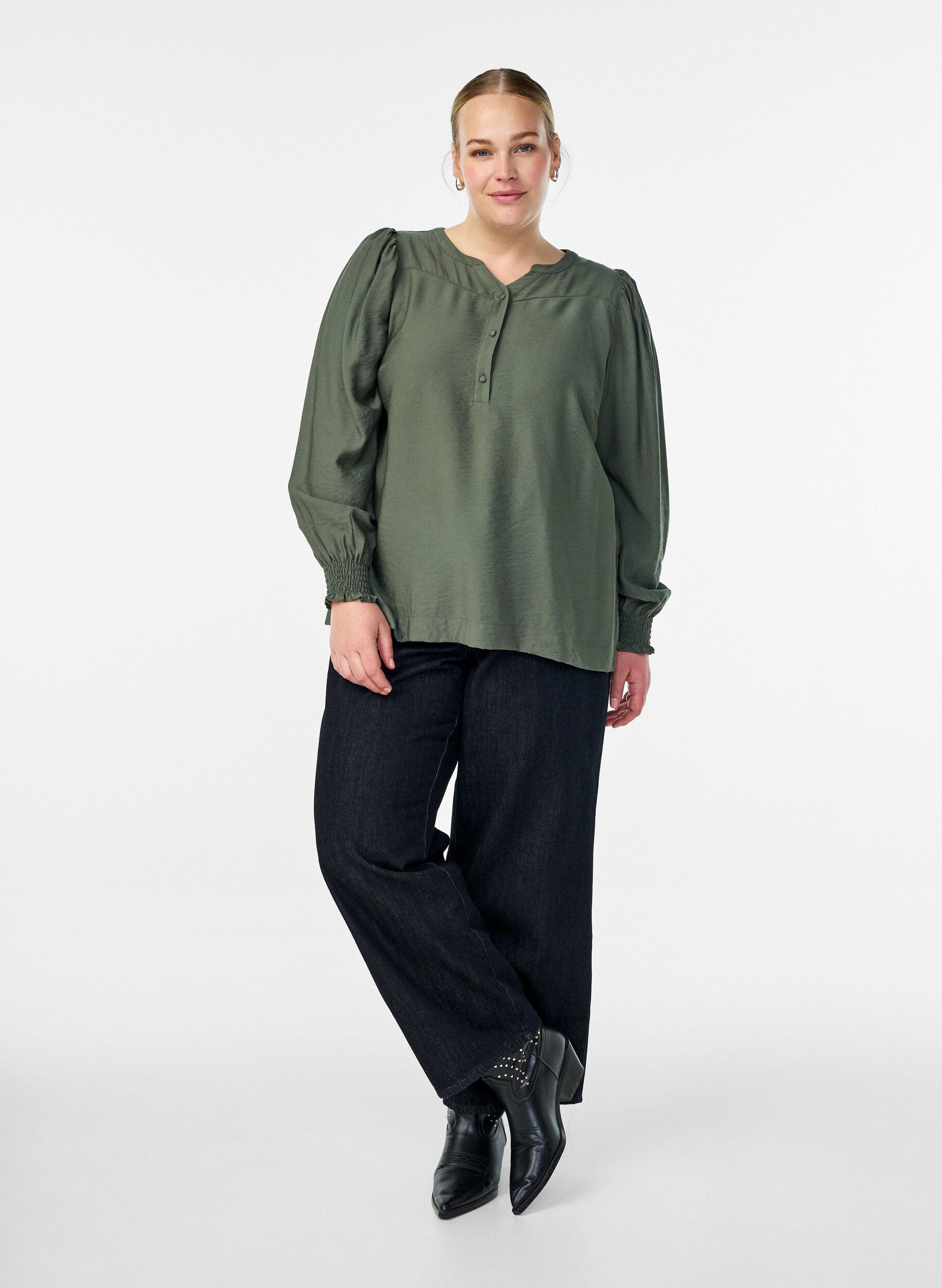 ZizziViskose-Bluse mit Puff&auml;rmeln und gerafften Details, Gr&uuml;n, Model image number 1