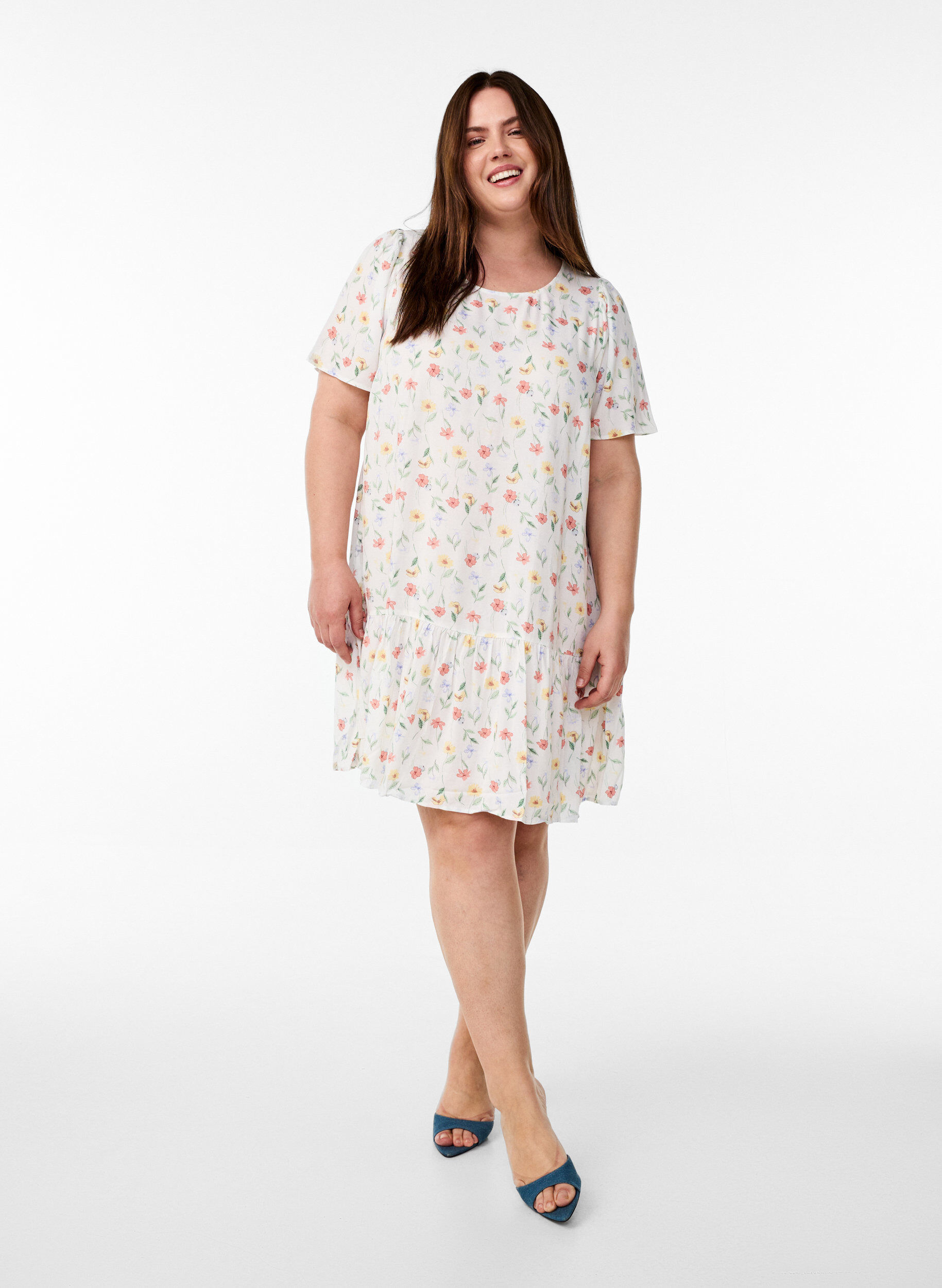 Zizzi Kleid aus Viskose mit Schnittlinie, Wei&szlig;, Model image number 1