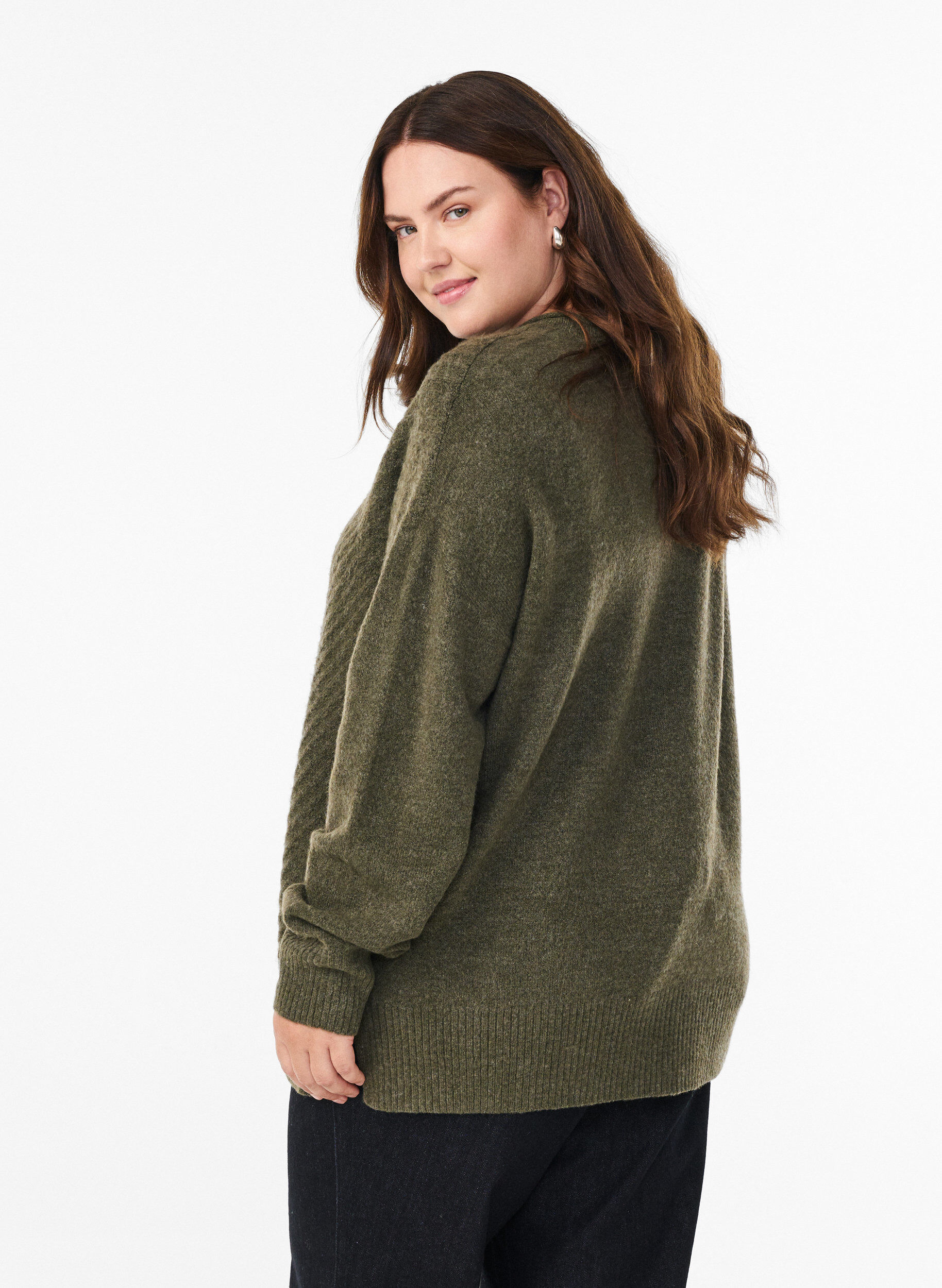 ZizziStrickbluse mit V-f&ouml;rmigem Rippenmuster und Schlitzen, Gr&uuml;n, Model image number 2