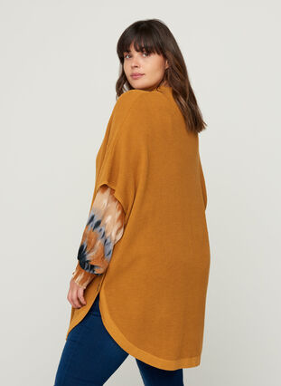 Kurzarm Strick-Poncho, Spruce Yellow, Model image number 1