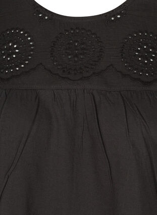 Kurzarm Bluse mit Lochstickerei, Black, Packshot image number 2