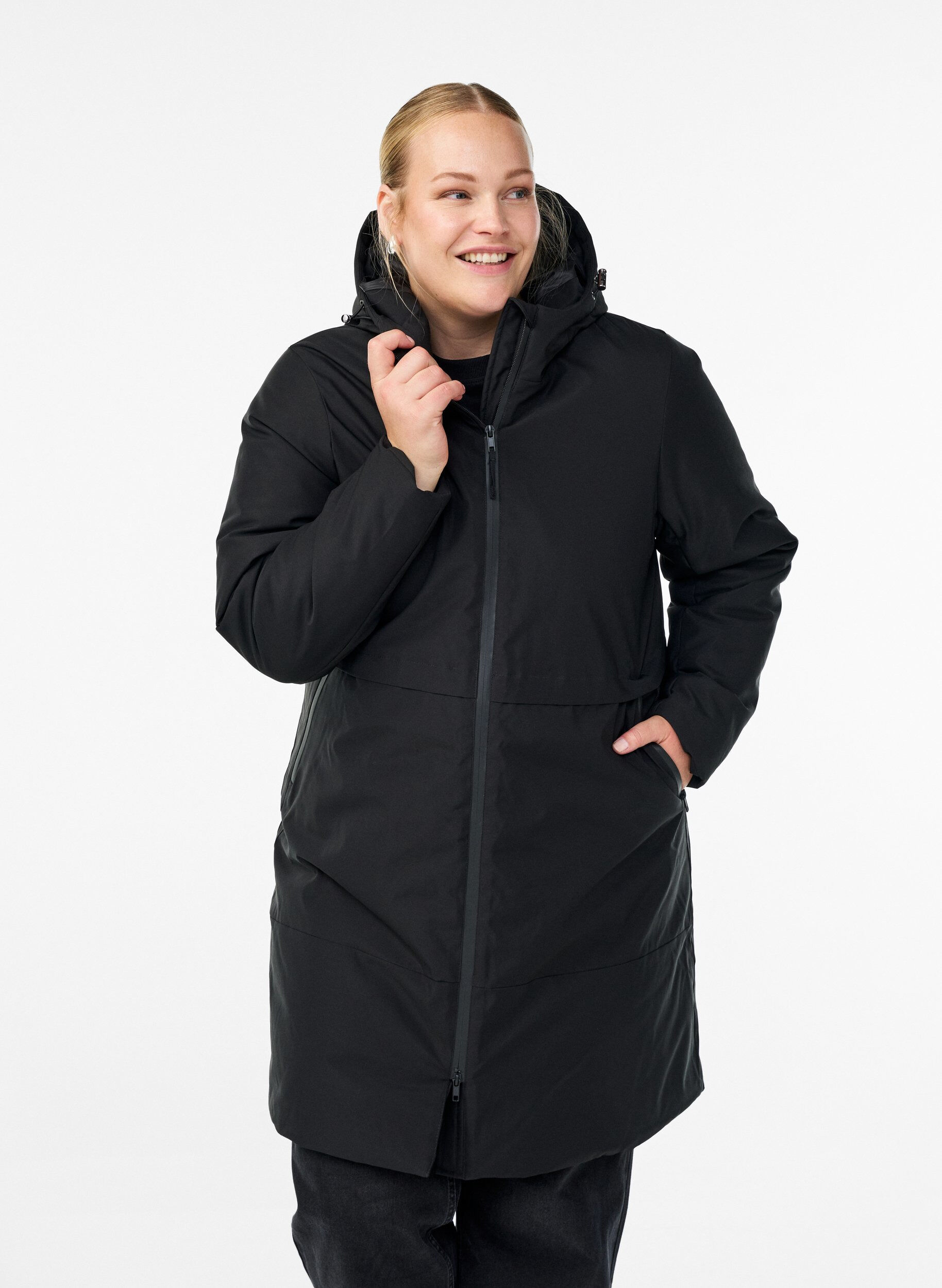 Winterjacke mit verstellbarer Taille, Schwarz, Model