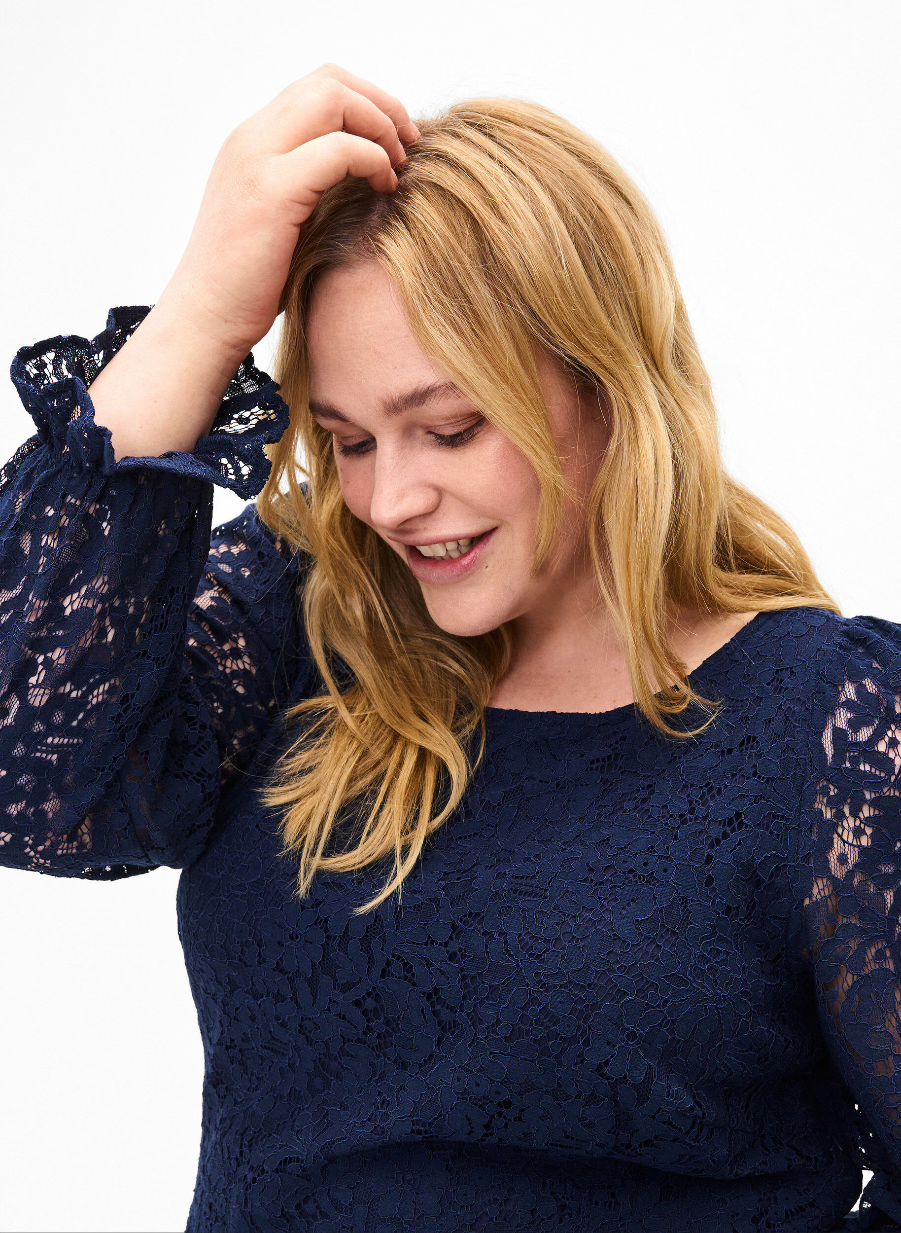 Zizzi  Spitzenbluse mit langen &Auml;rmeln, Navy Blazer, Model image number 2