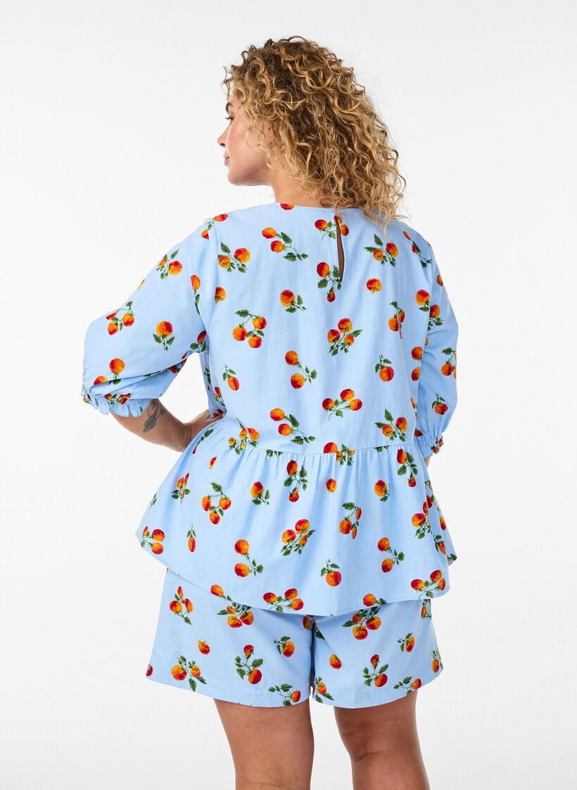 Shorts aus Baumwolle mit Tomaten-Print und hoher Taille, Blau, Model image number 2