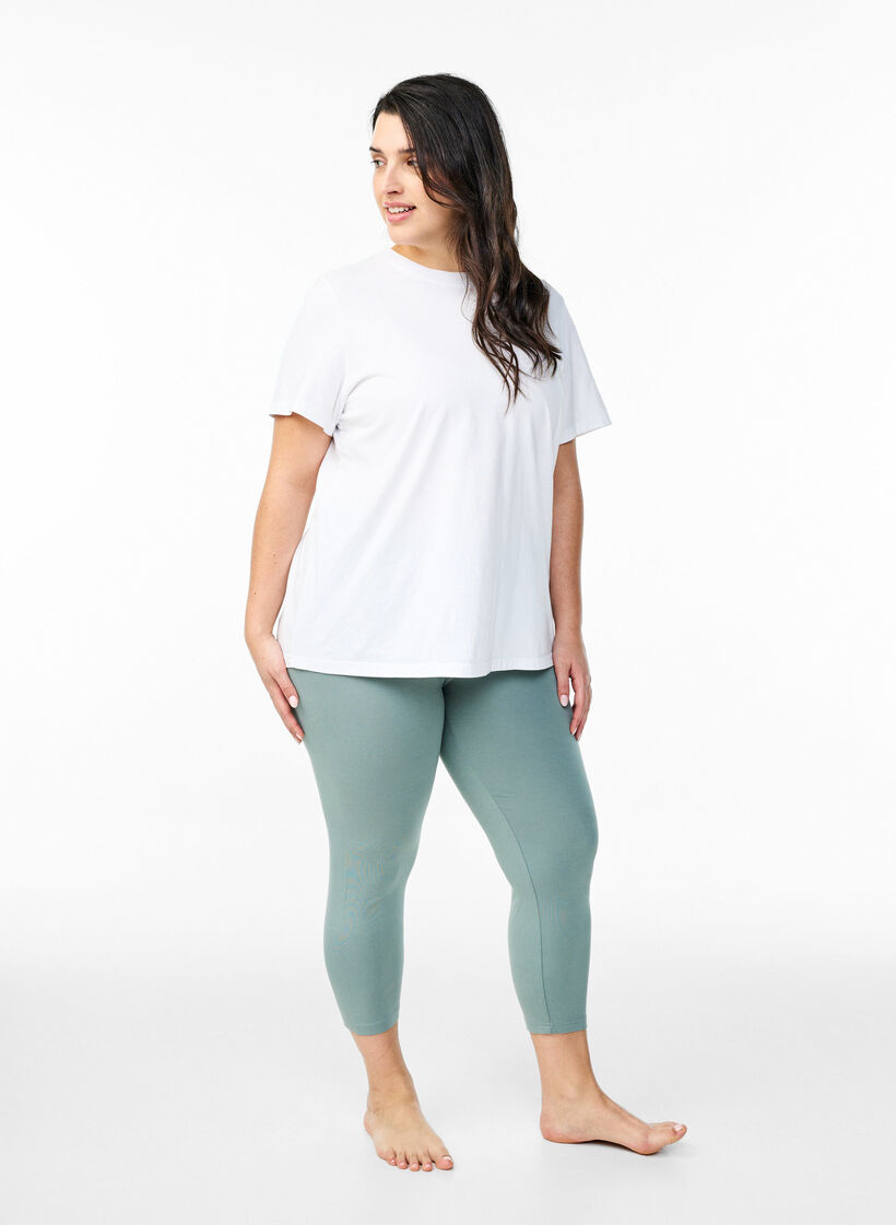 Basic 3/4-Leggings aus Viskose, Grün, Model image number 1