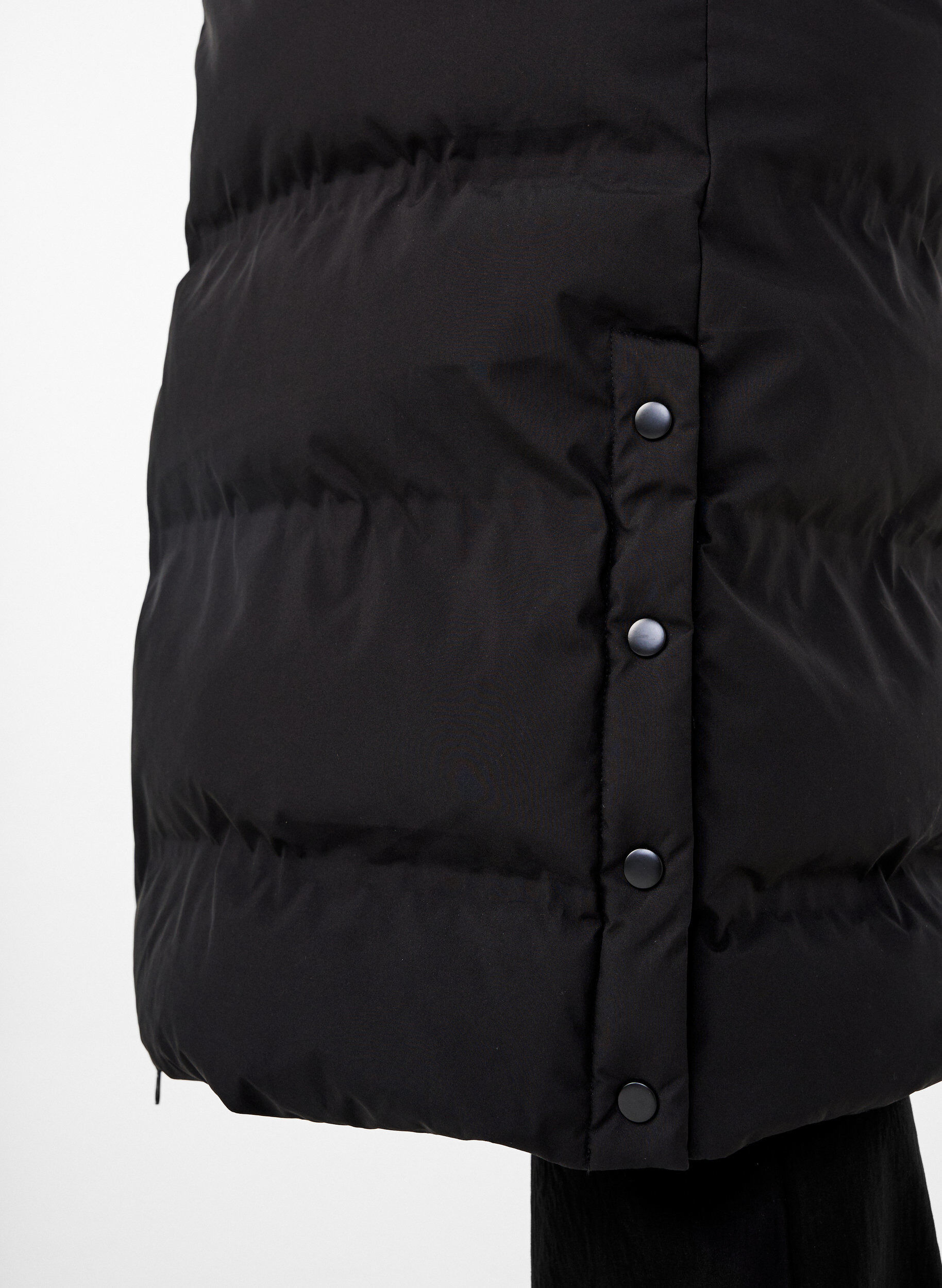 ZizziLanger Winter-Steppmantel mit Kapuze, Schwarz, Model image number 3