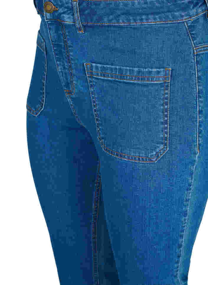 Ellen Bootcut Jeans mit großen Taschen, Blue denim, Packshot image number 2