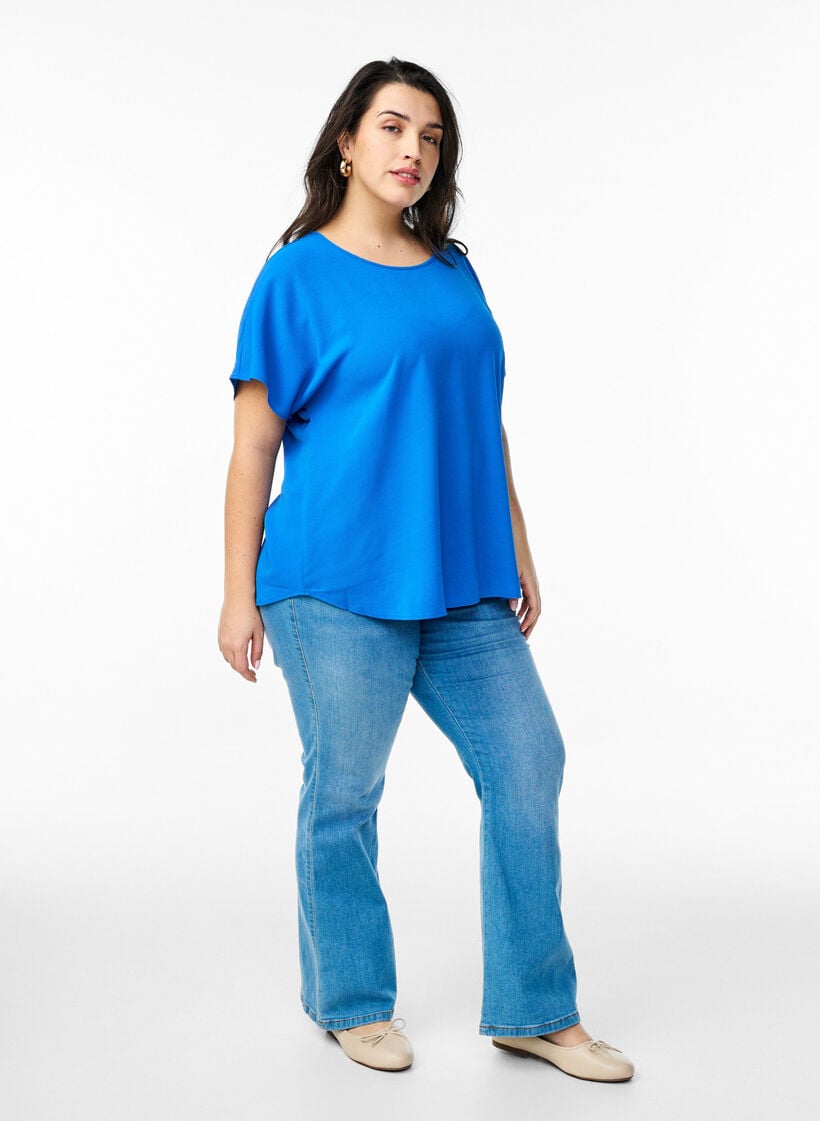 Bluse mit kurzen &Auml;rmeln und einem Rundhalsausschnitt, Blau, Model image number 1