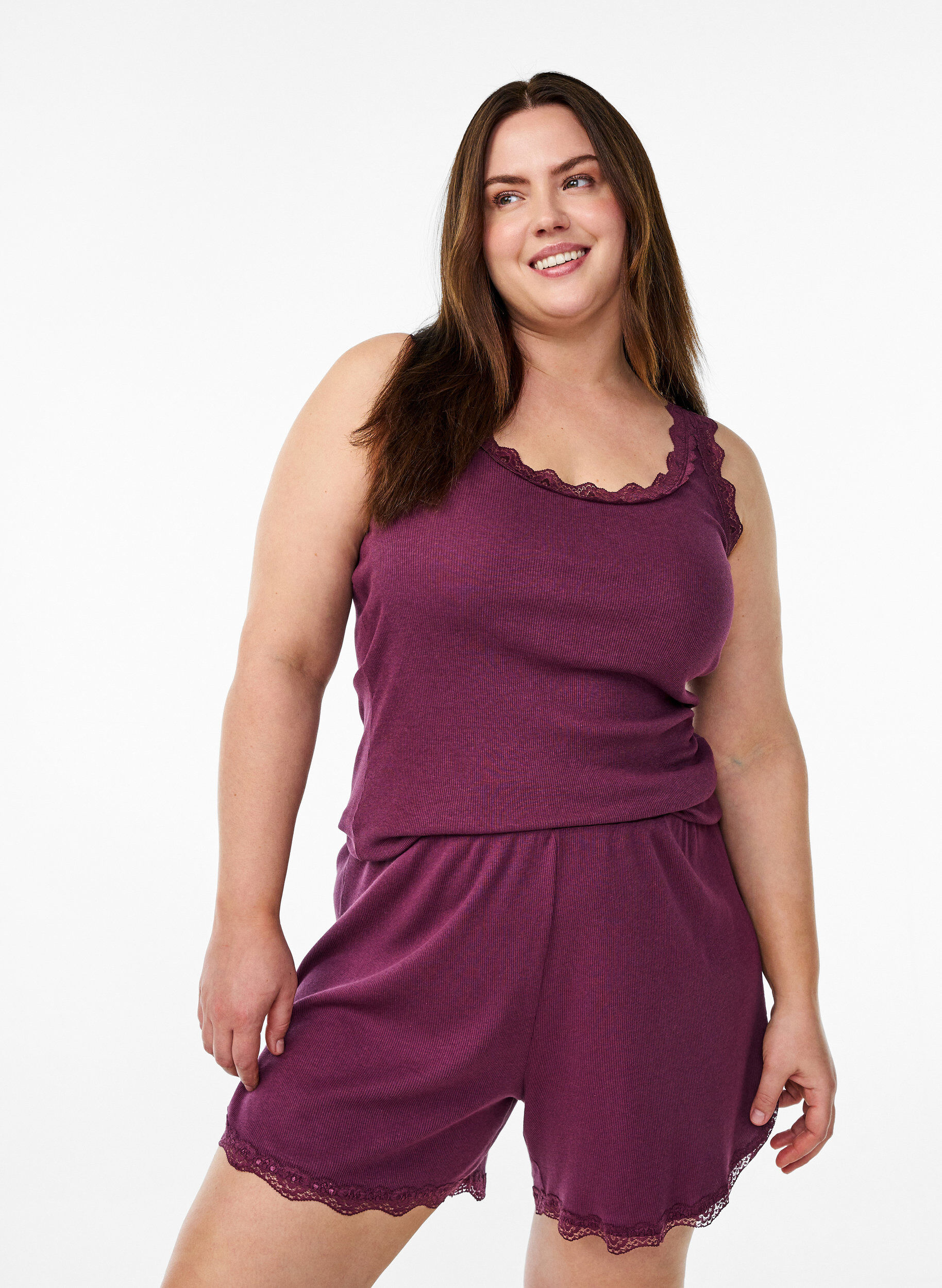 Zizzi Top mit Spitzensaum, Dunkles Bordeaux, Model image number 0