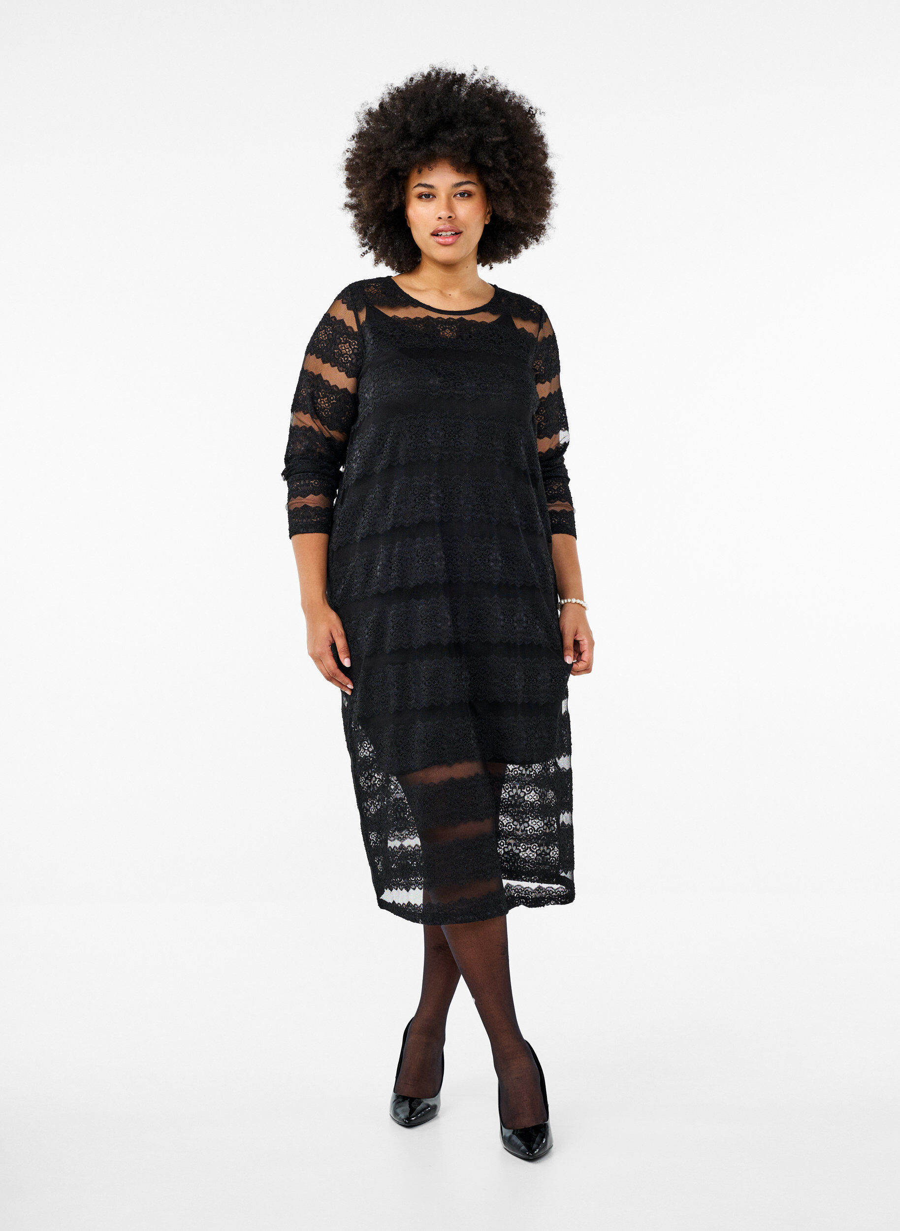 Zizzi Midikleid mit Spitze und transparentem Mesh, Black, Model image number 0