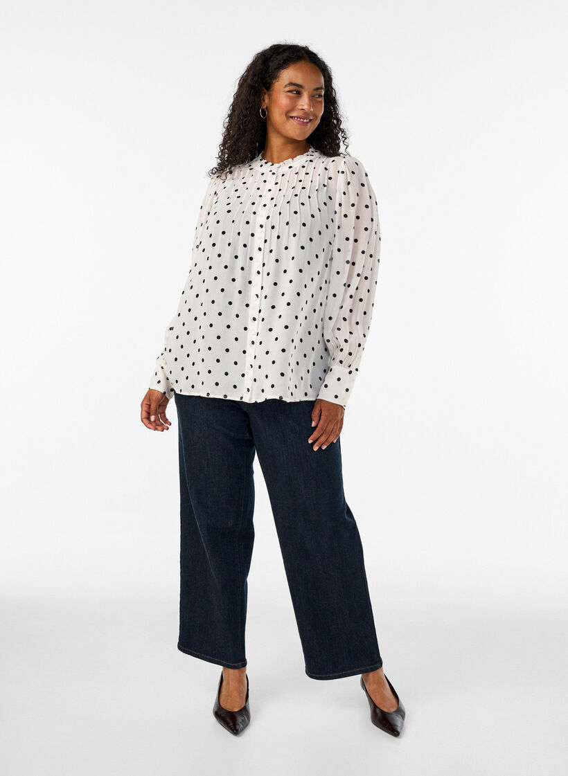 Bluse aus Viskose mit R&uuml;schenkragen, Wei&szlig;, Model image number 1