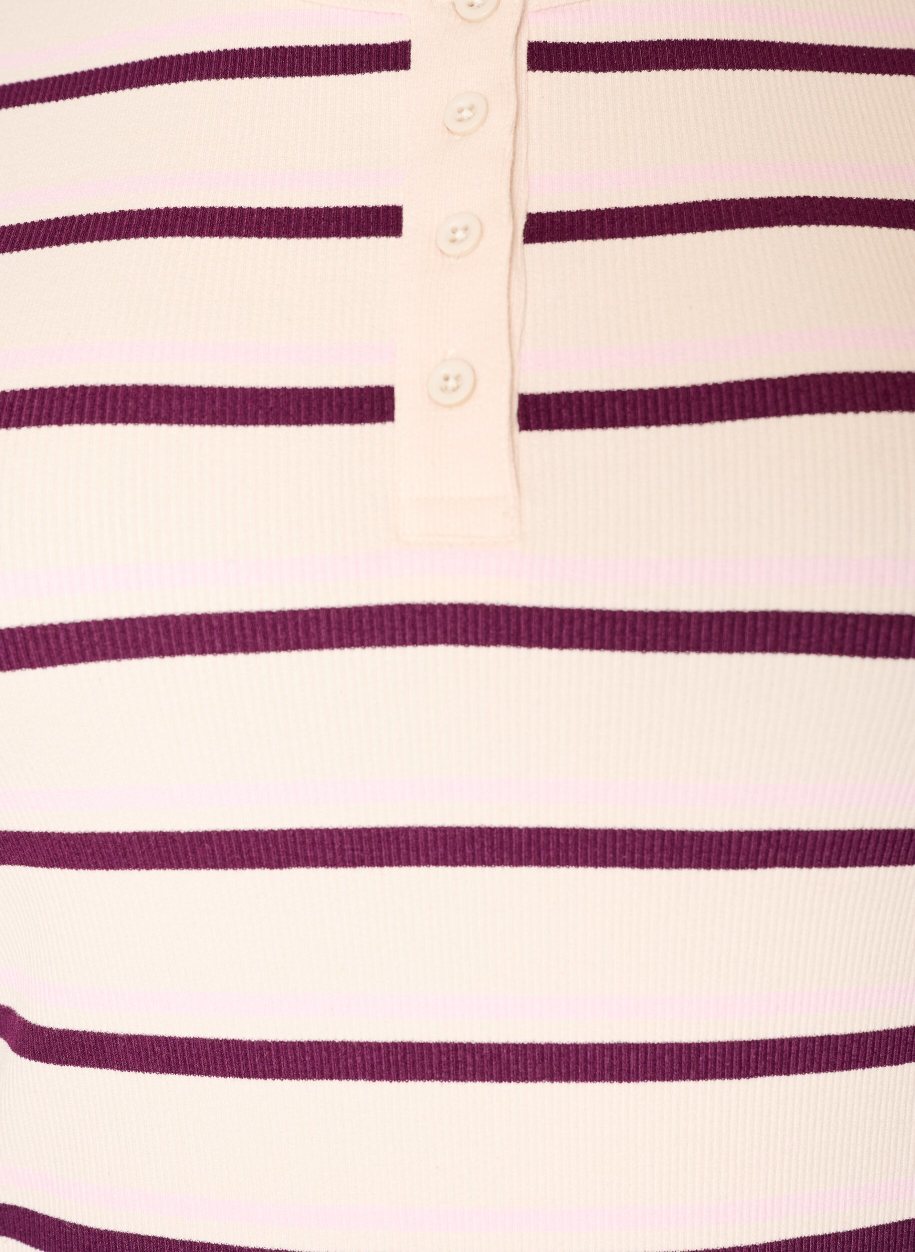 ZizziRipp-T-Shirt mit Streifen und Knopfdetail, Lila, Packshot image number 2