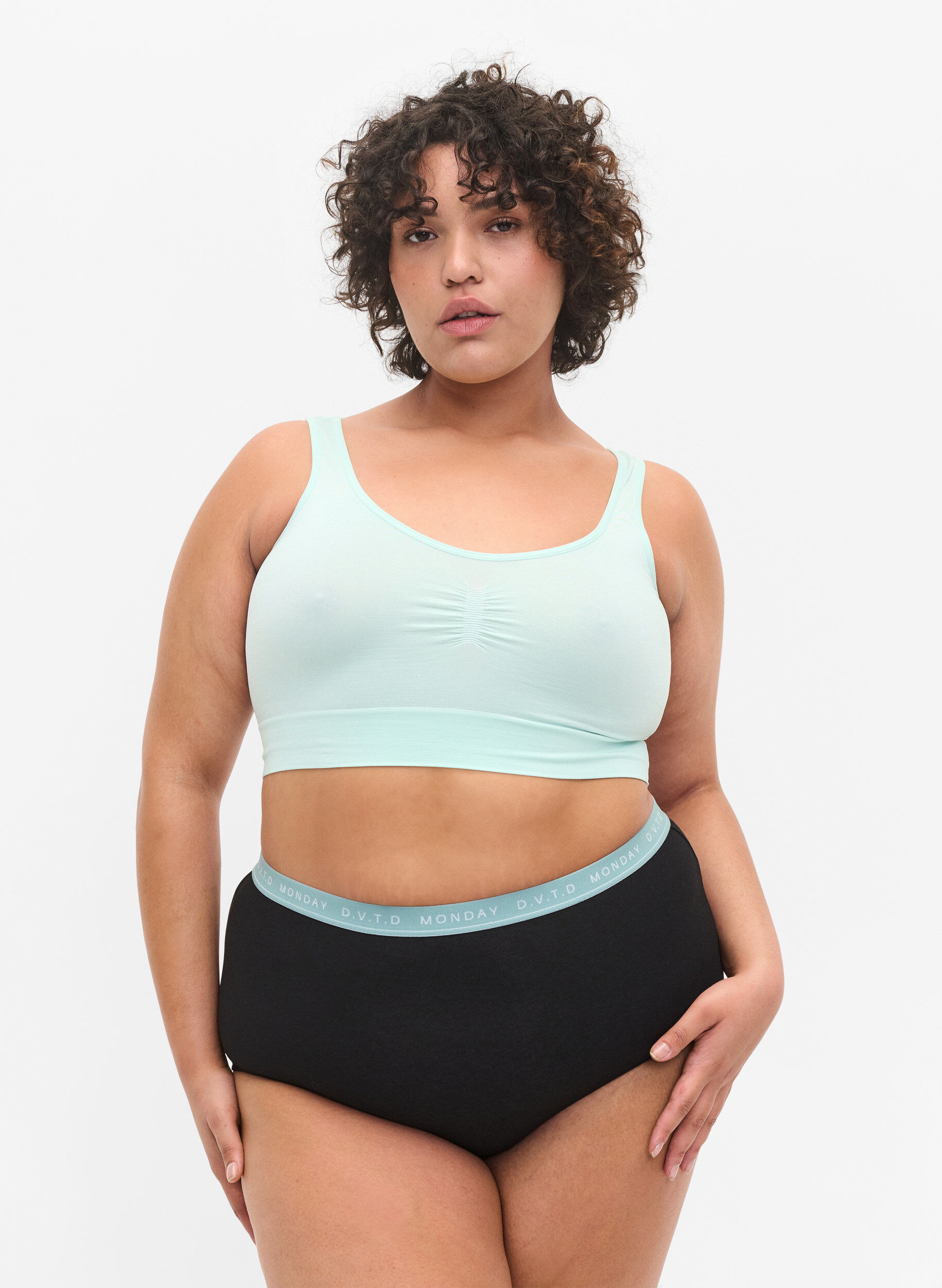 Zizzi 7er-Pack Hipster aus Baumwolle mit Wochentagen, Multi Pastel Pack, Model image number 0