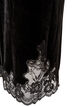 Samthose mit Spitzenbesatz und weitem Bein, Schwarz, Packshot image number 3