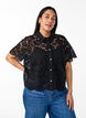 Spitzen blusenshirt mit perlenkn&ouml;pfen, Schwarz, Model image number 0