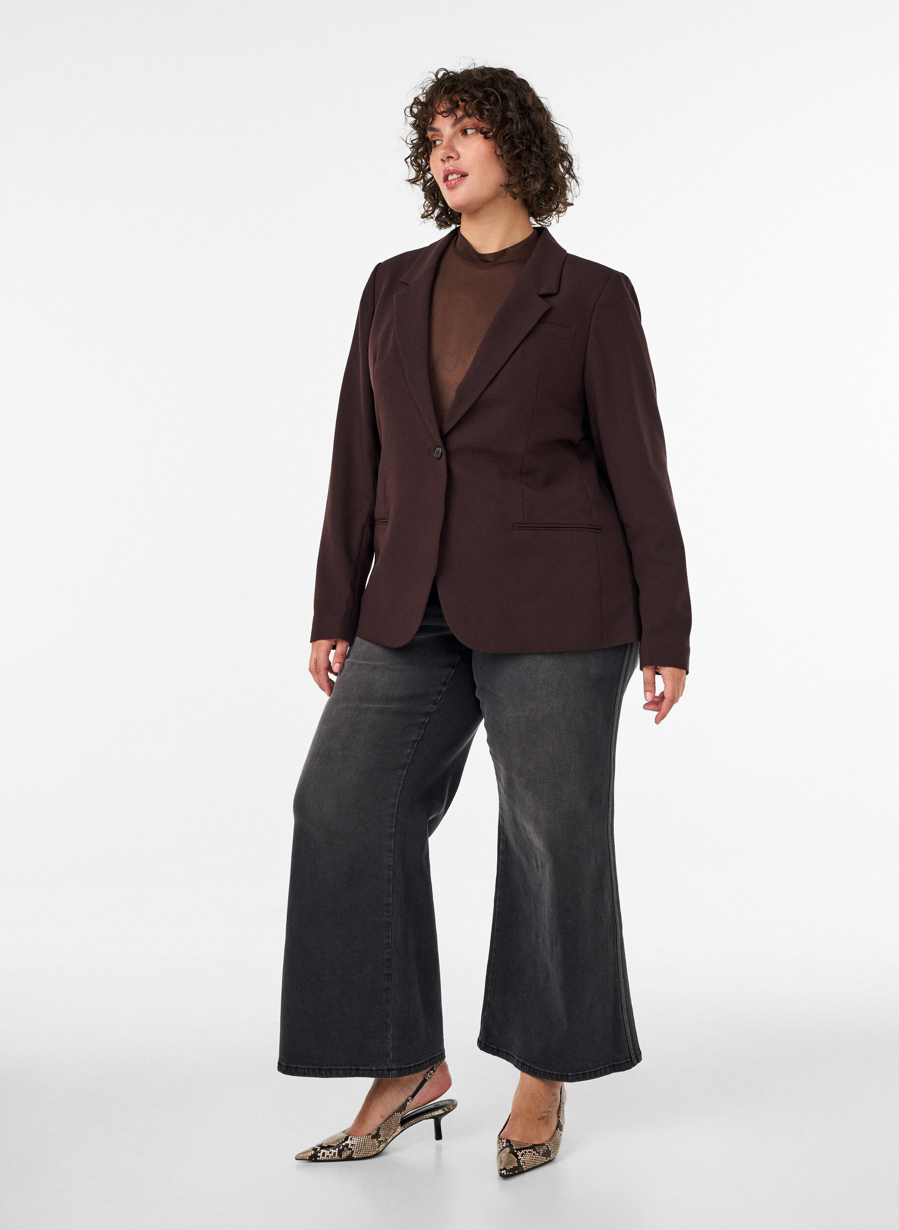 ZizziKlassischer Blazer mit 1-Knopf-Verschluss, Braun, Model image number 1