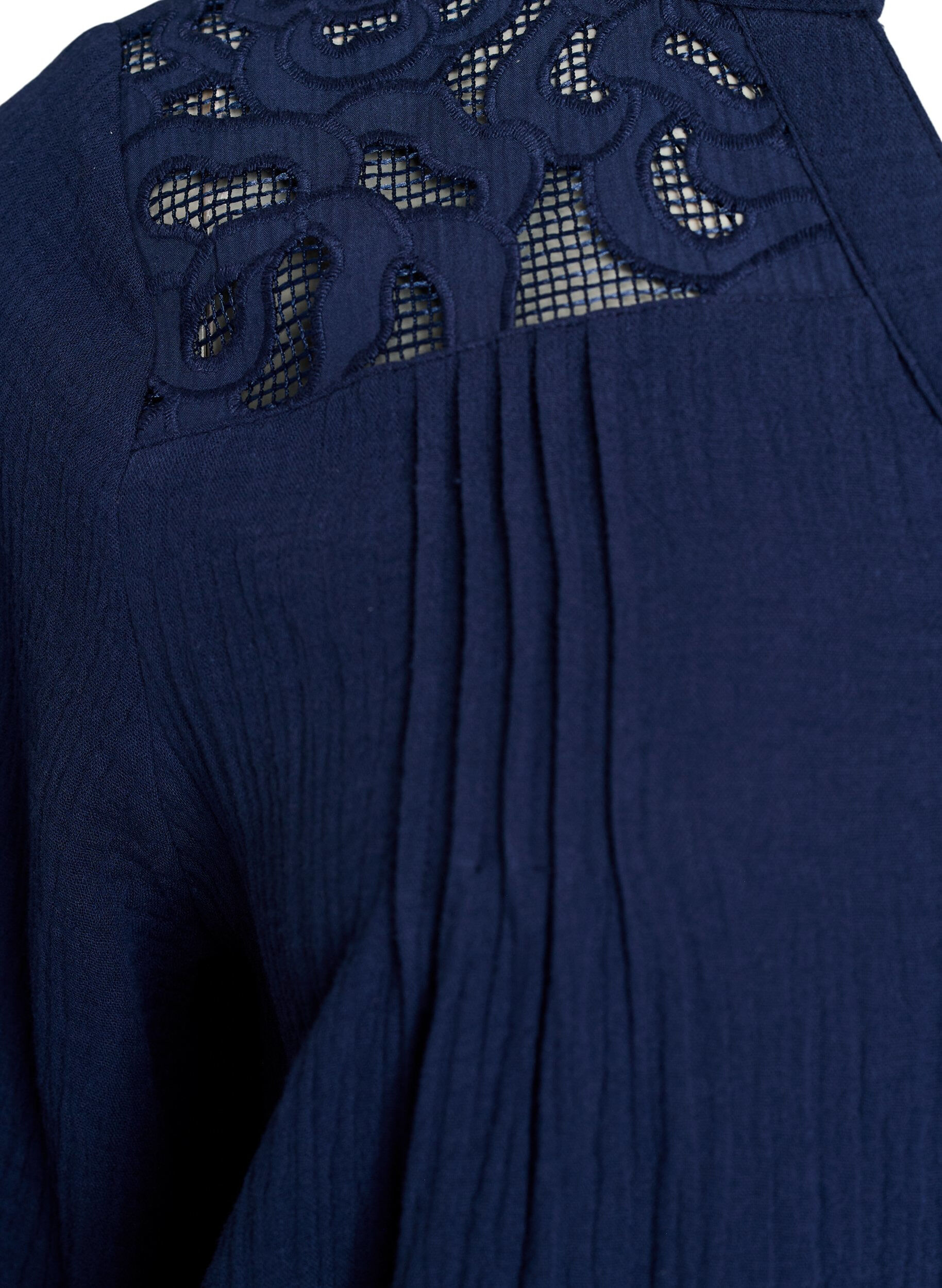 Zizzi Bluse aus Baumwoll-Musselin mit bestickten Details, Blau, Packshot image number 3