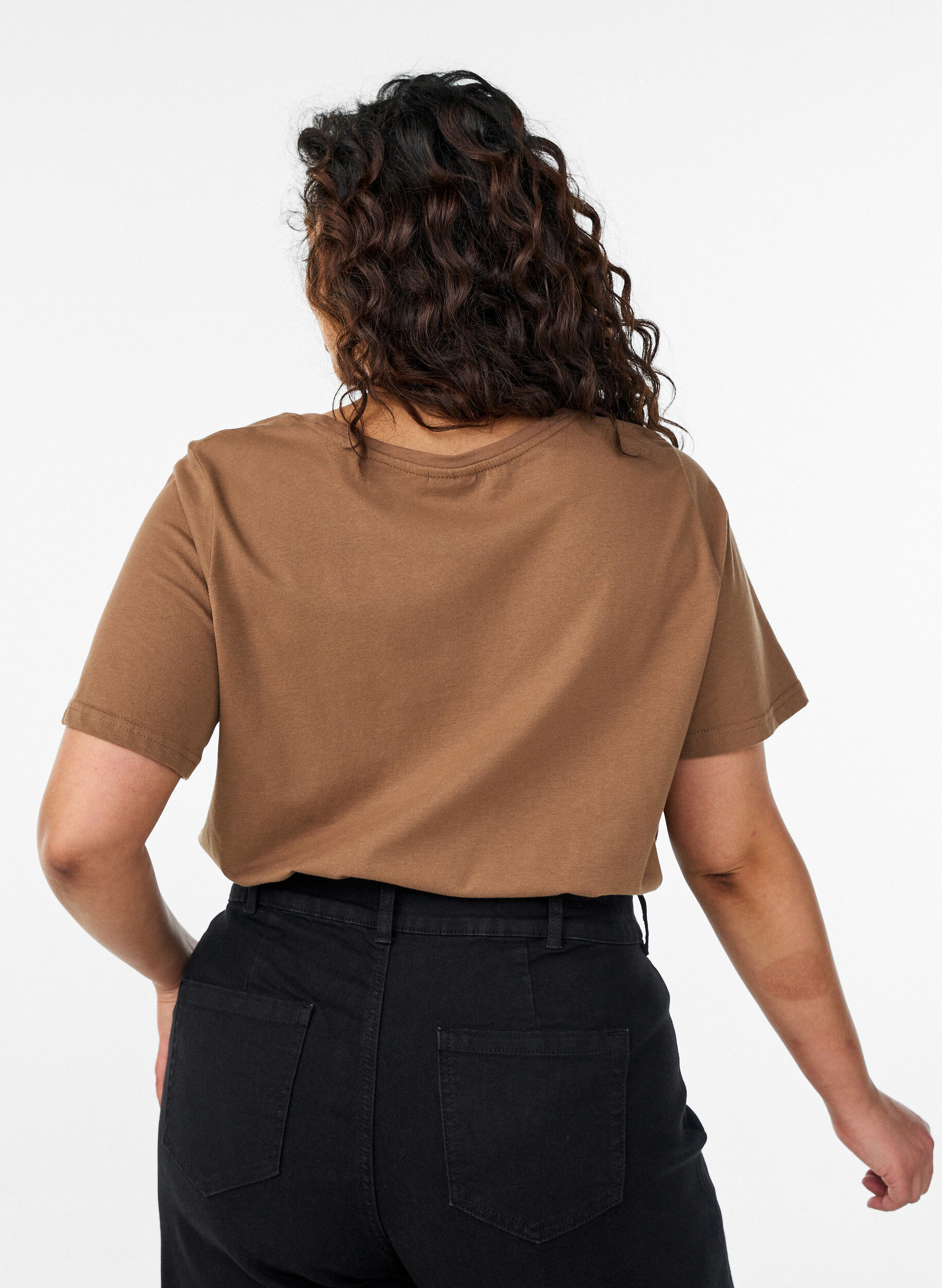 Zizzi FLASH - T-Shirt mit Print, Braun, Model image number 2