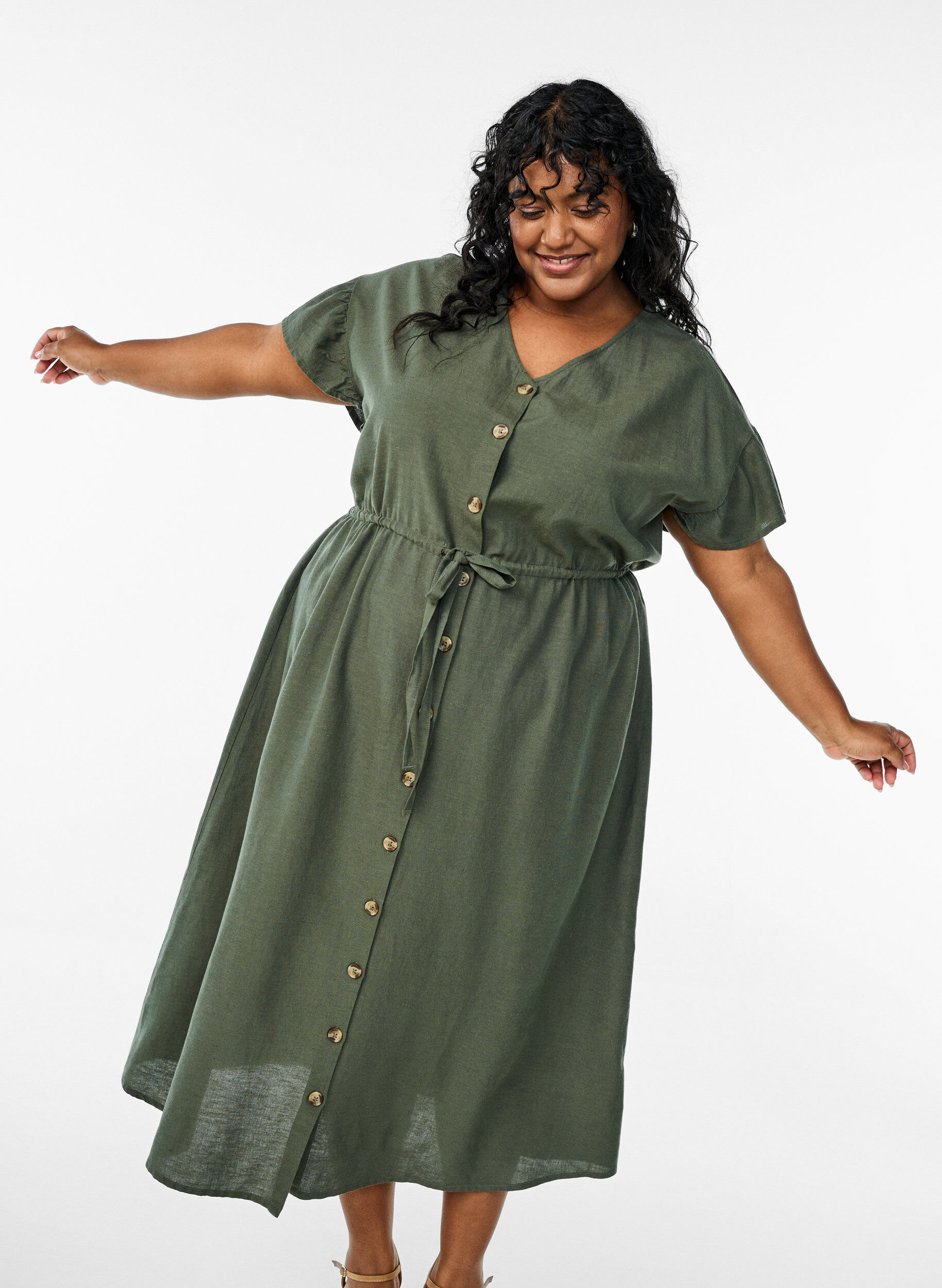 Zizzi Maxi-Kleid mit Kn&ouml;pfen und Bindeg&uuml;rtel, Gr&uuml;n, Model image number 3