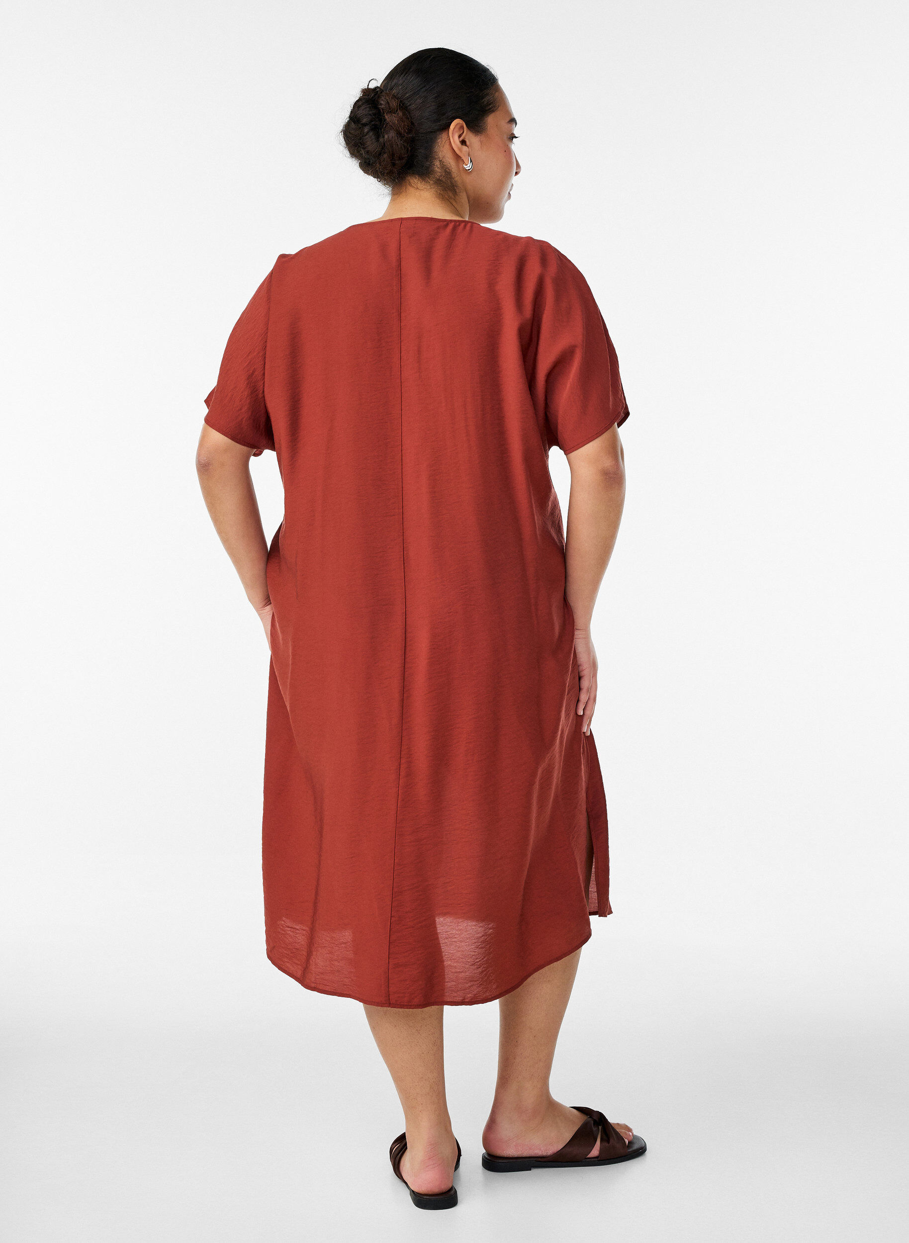 ZizziKleid aus Viskose mit V-Ausschnitt, Rot, Model image number 2