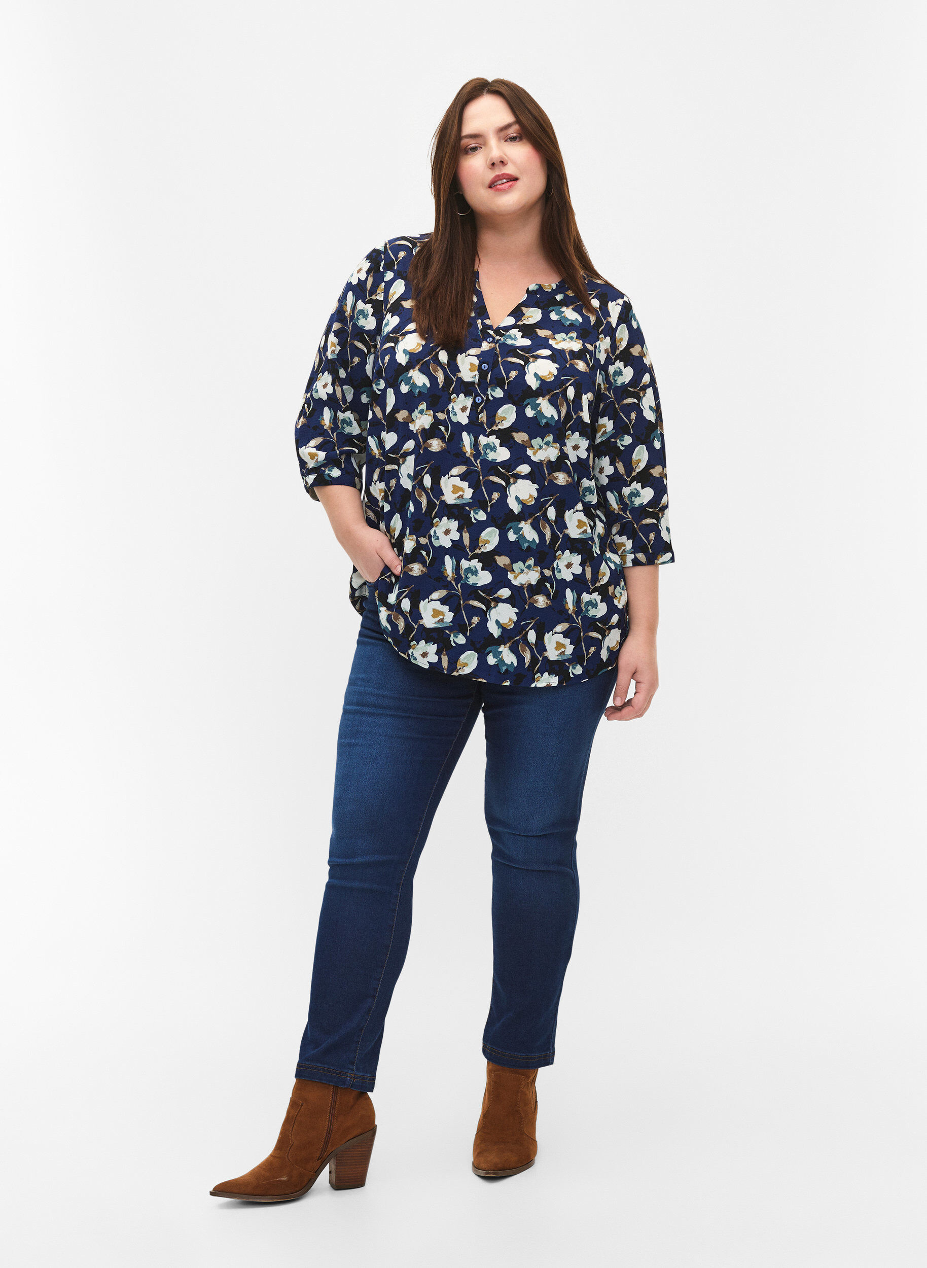 Zizzi Florale Bluse mit 3/4-&Auml;rmeln, P. Blue Flower AOP, Model image number 2