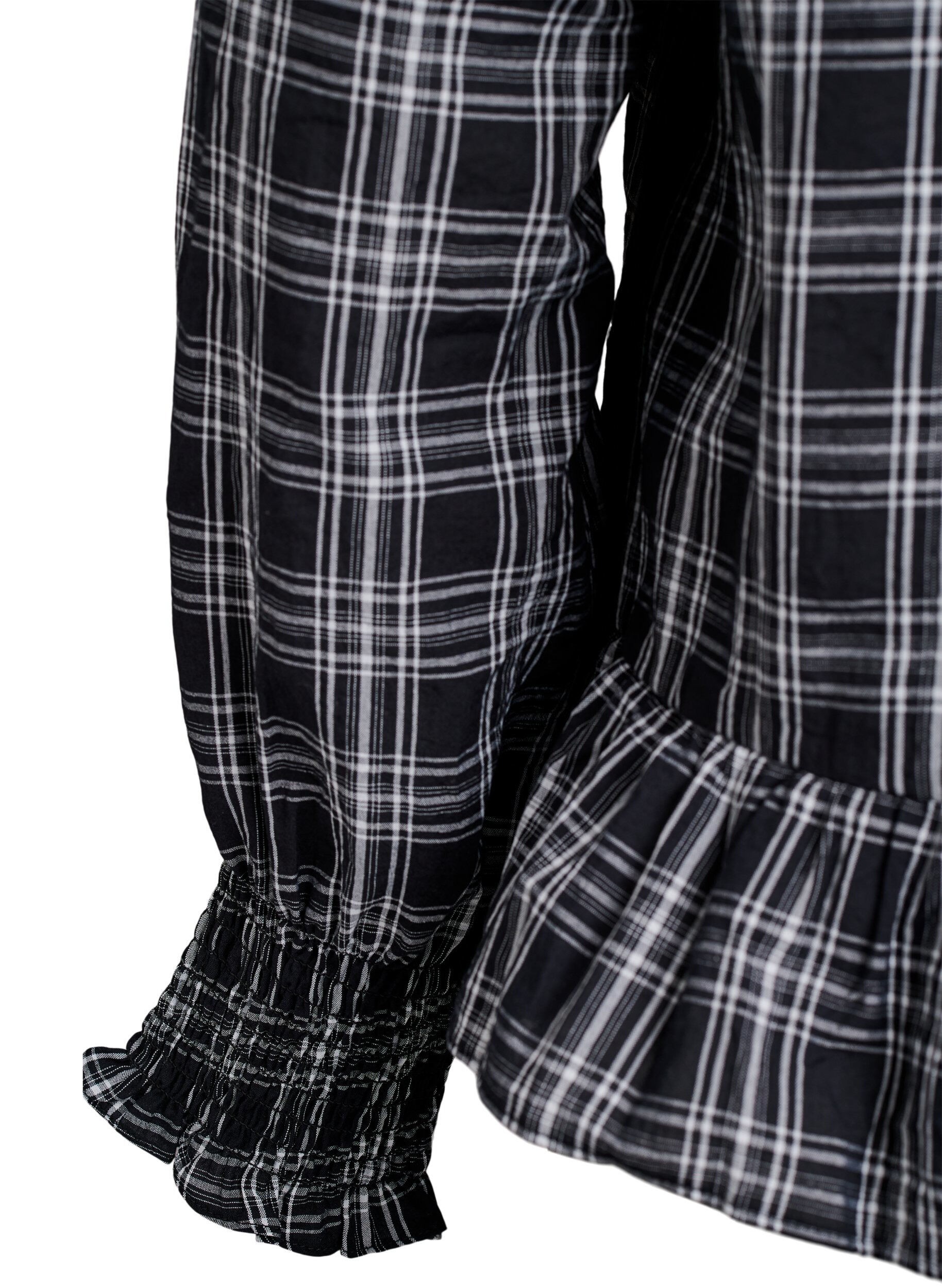 Zizzi Bluse mit Karomuster und R&uuml;schendetails, Schwarz, Packshot image number 3