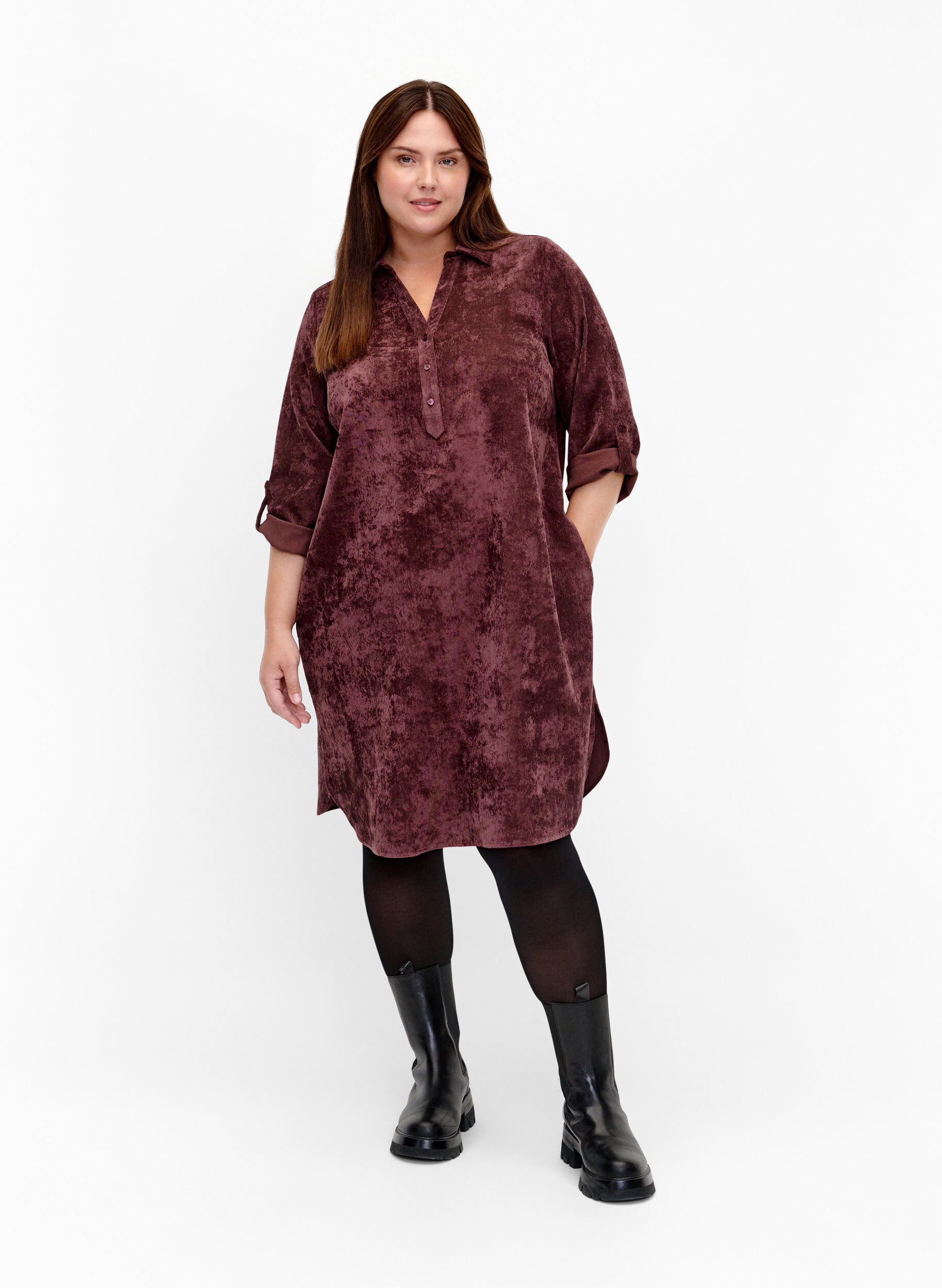 Zizzi Cordkleid mit 3/4-&Auml;rmeln und Kn&ouml;pfen, Fudge, Model image number 2
