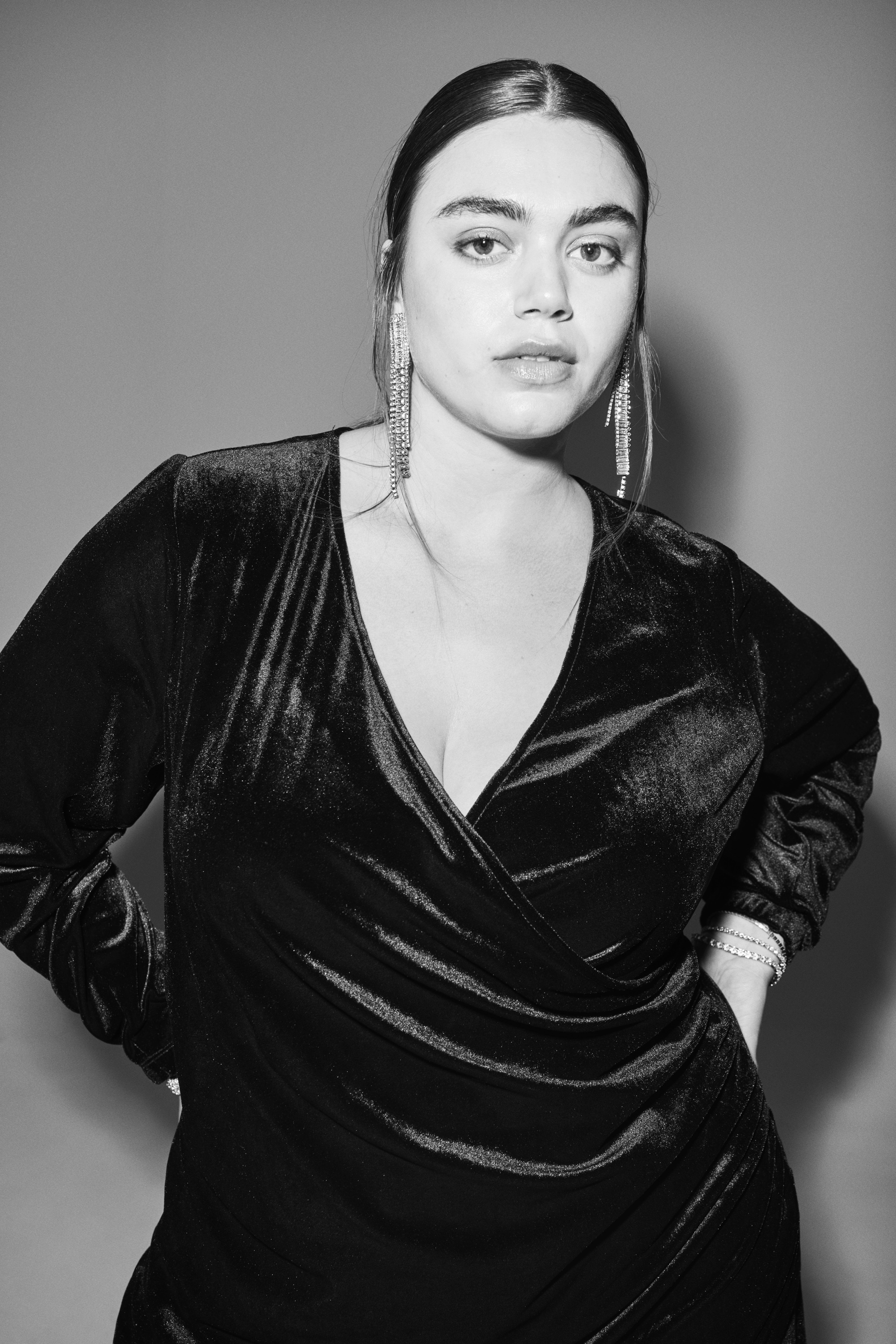 Zizzi Velours-Set mit Details, , Model