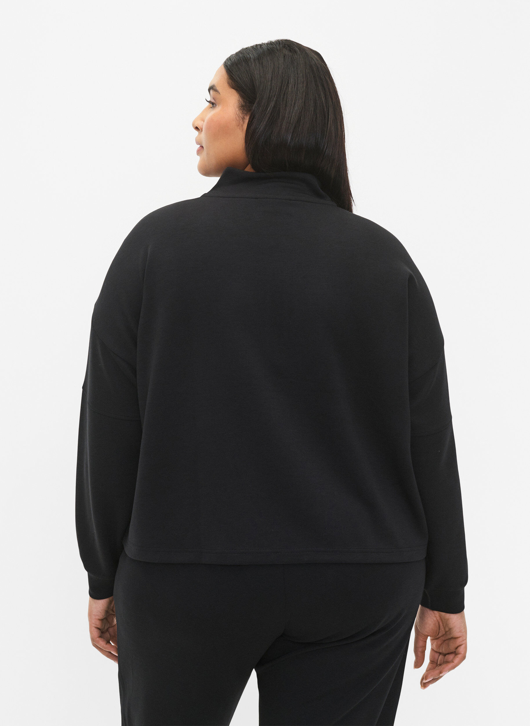 Zizzi Sweatshirt aus Modalmischung mit hohem Halsausschnitt, Black, Model image number 1