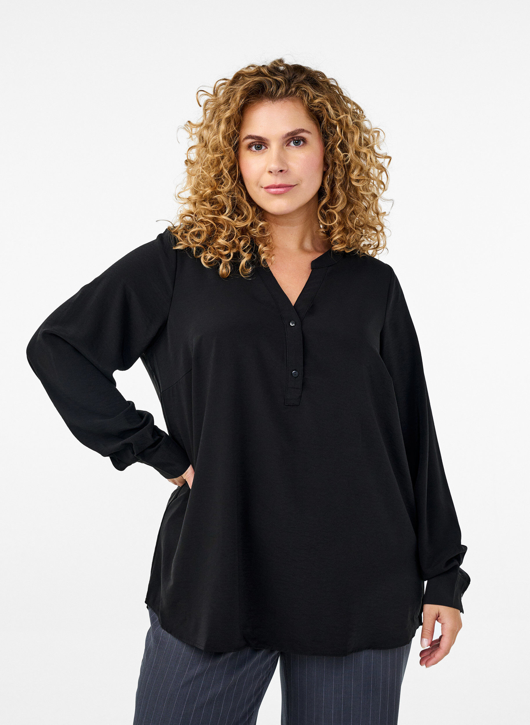 Zizzi FLASH - Bluse mit langen &Auml;rmeln, Schwarz, Model image number 0