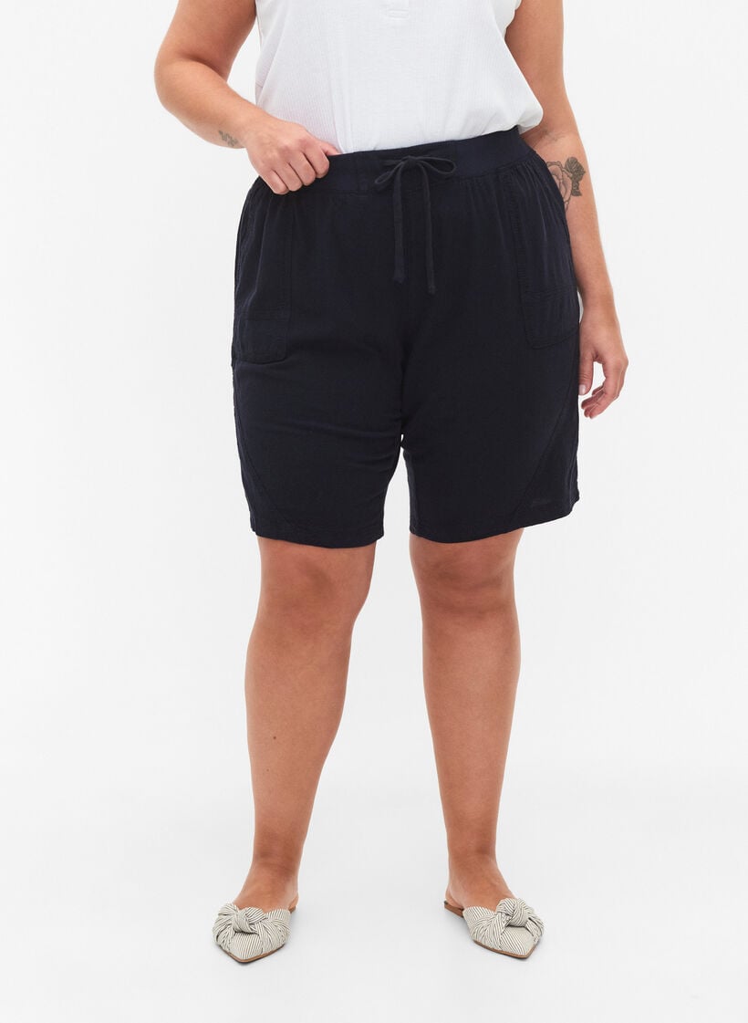 Lockere Shorts aus Baumwolle mit Taschen, Blau, Model image number 4