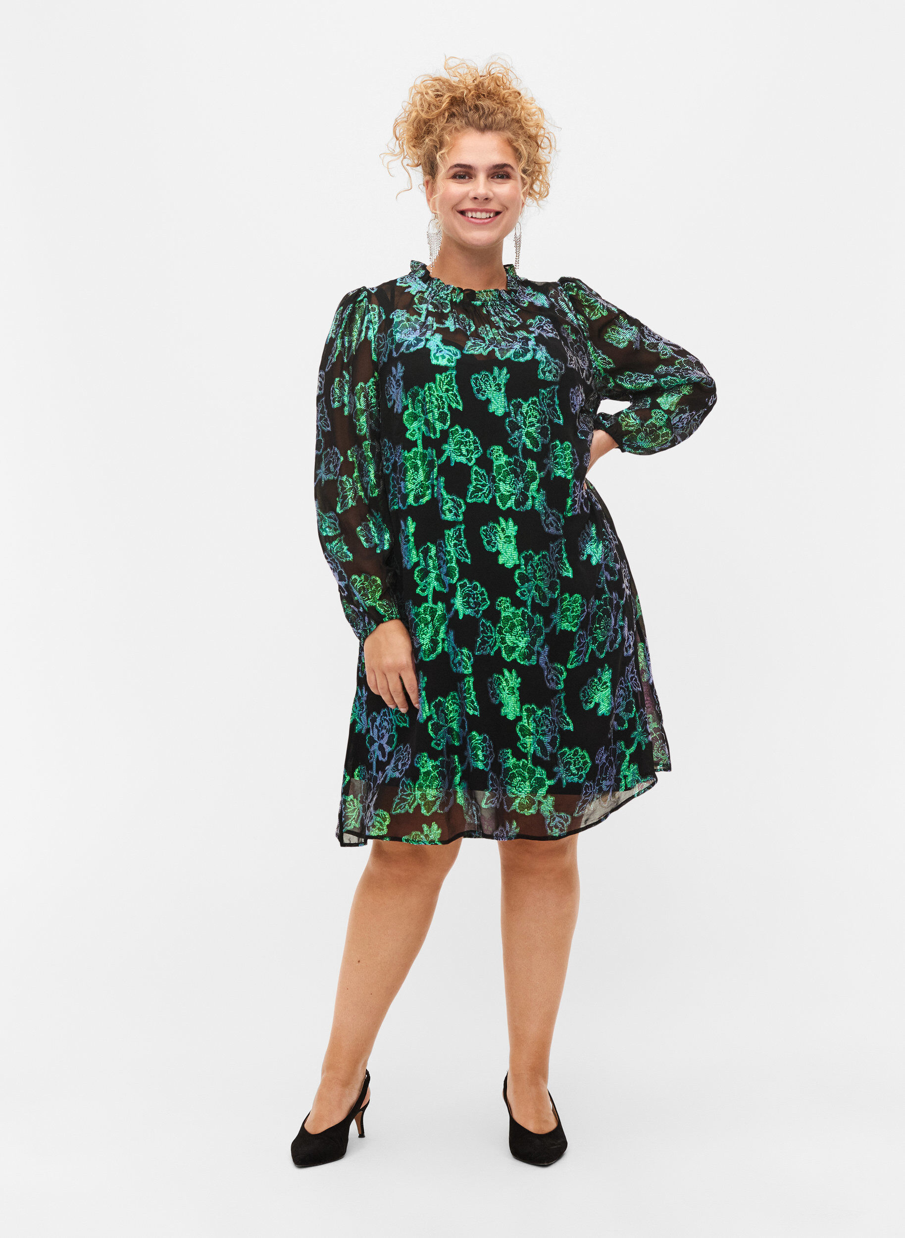 Zizzi Gebl&uuml;mtes Viskosekleid mit Lurexstruktur, Black w. Green Lurex, Model image number 2