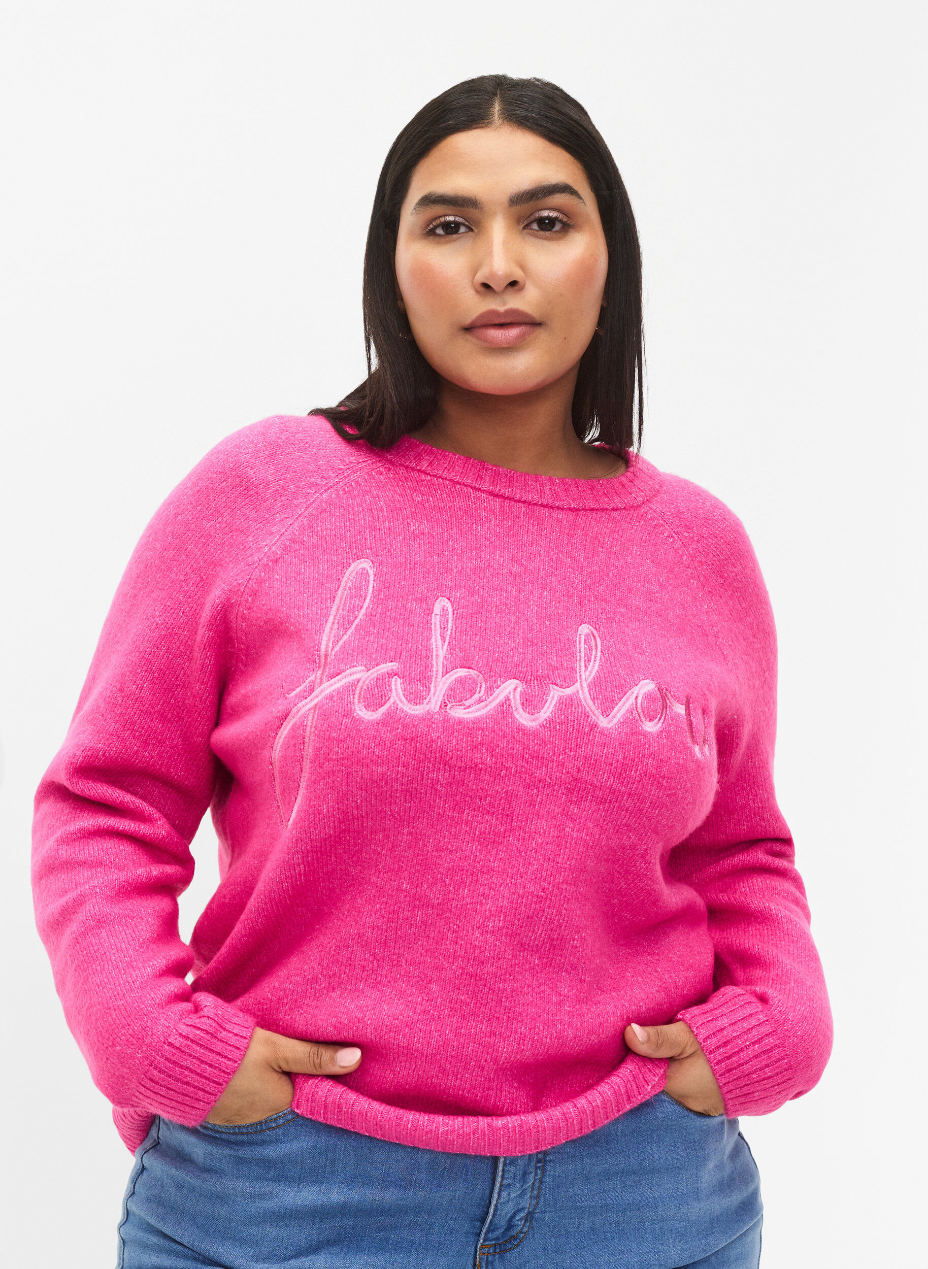Zizzi Strickpullover mit aufgesticktem Text, Raspberry Rose, Model image number 0