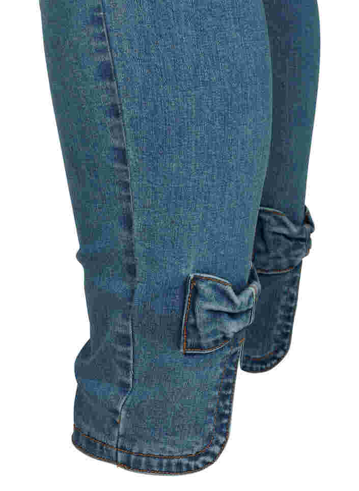 Cropped Amy Jeans mit hoher Taille und Schleife, Blue denim, Packshot image number 3