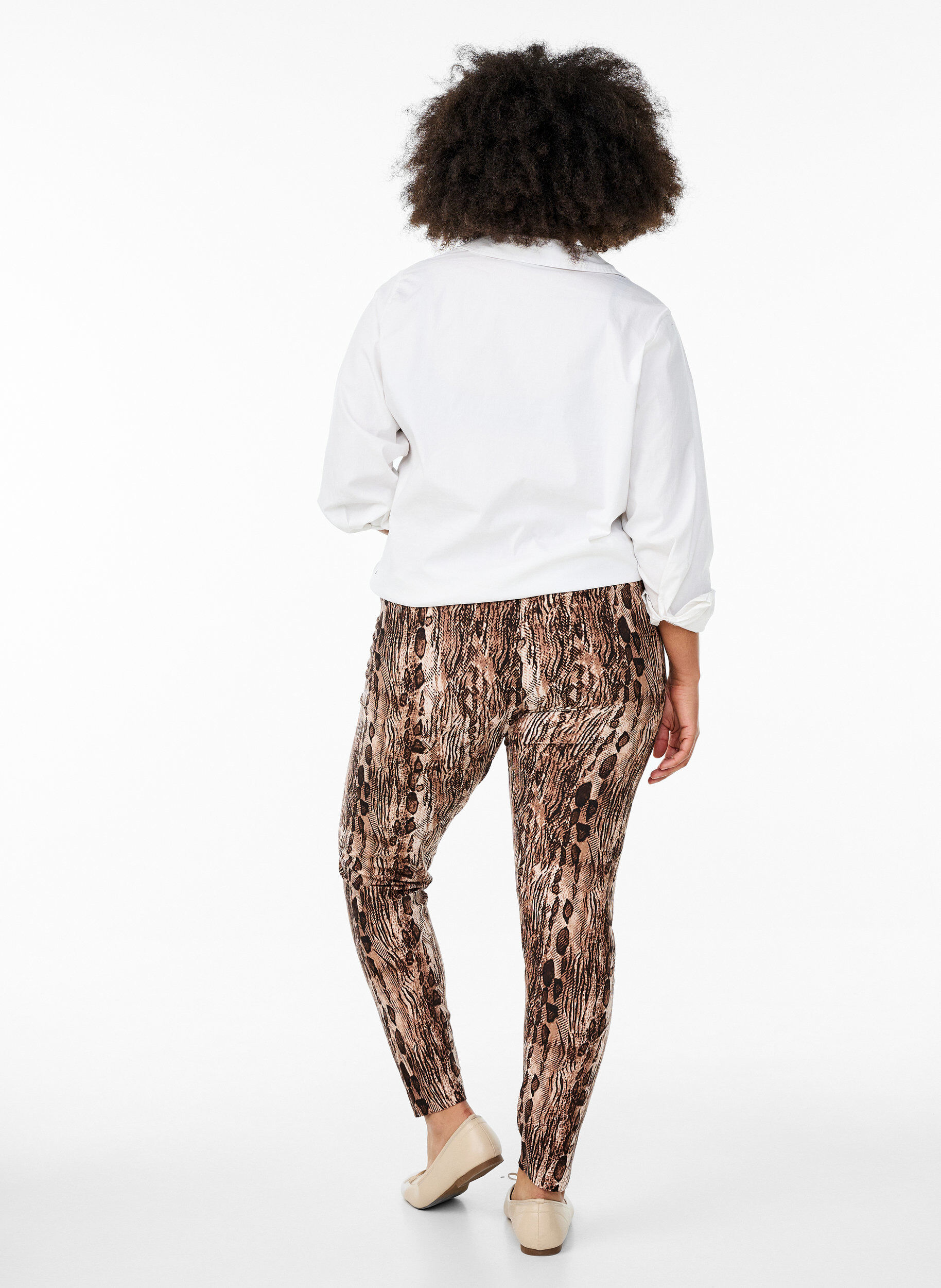 Zizzi Viskose Leggings mit Druck, Braun, Model image number 2