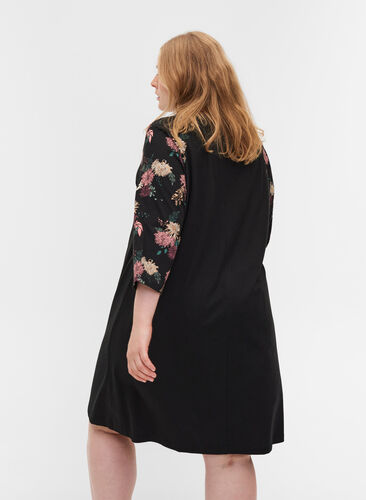 Nachthemd aus Bio-Baumwolle mit Printdetails, Black AOP Flower, Model image number 1