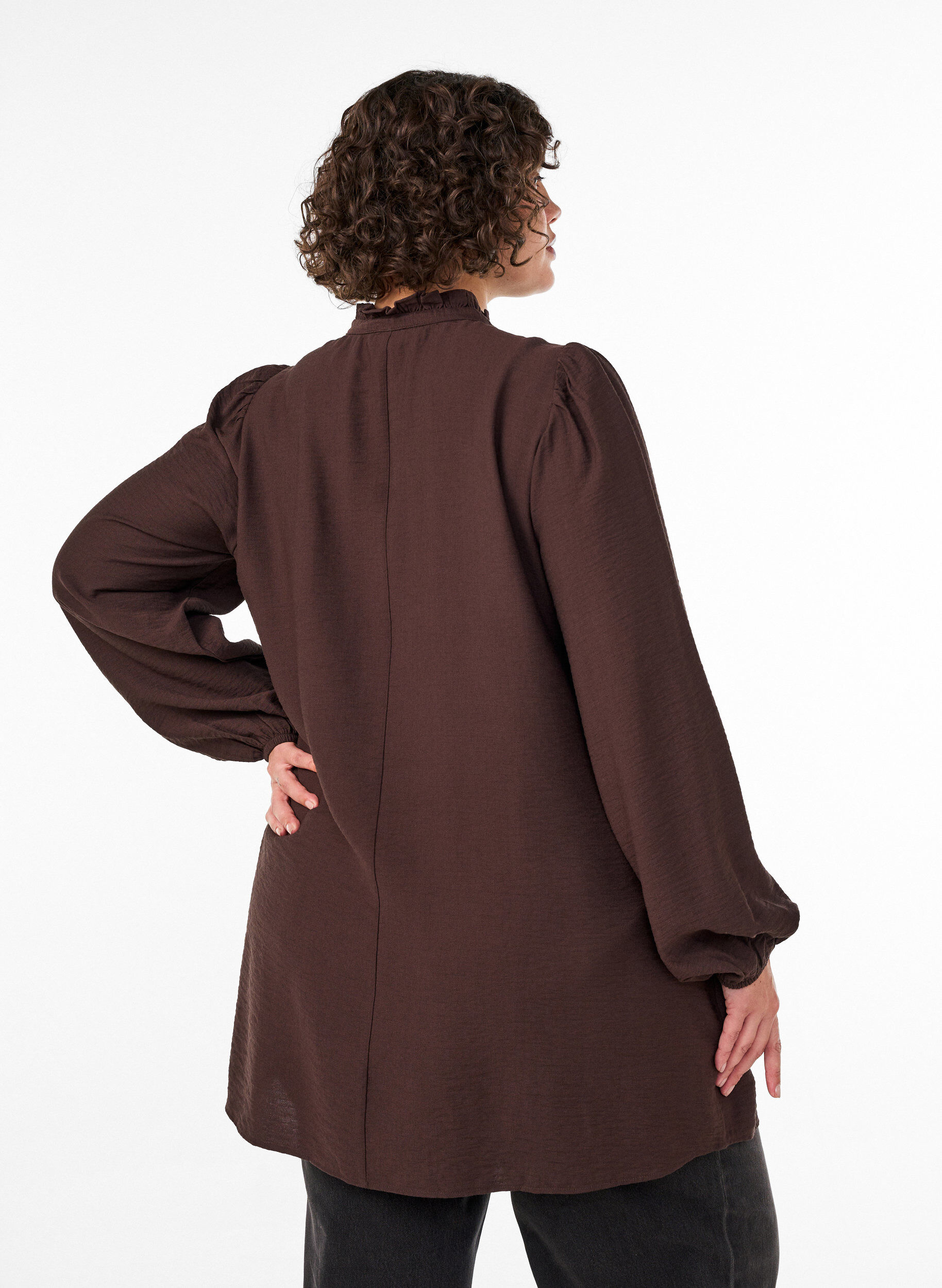 ZizziTunika aus Viskose mit R&uuml;schen und Kn&ouml;pfen, Braun, Model image number 2
