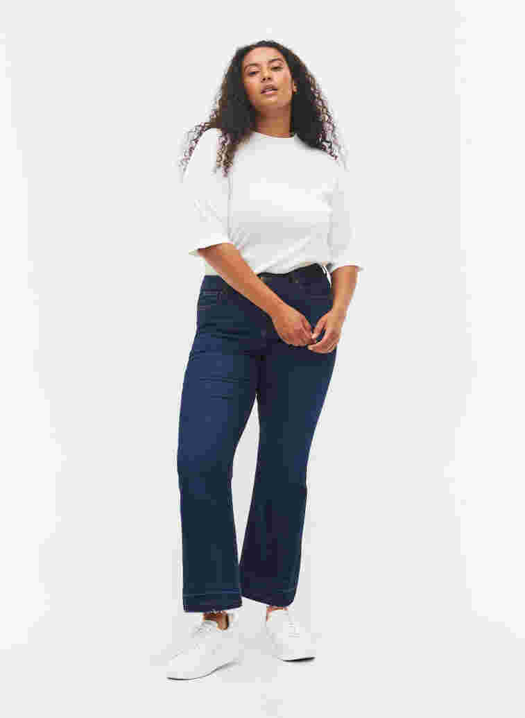 Ellen Bootcut-Jeans mit hoher Taille, Dark blue, Model